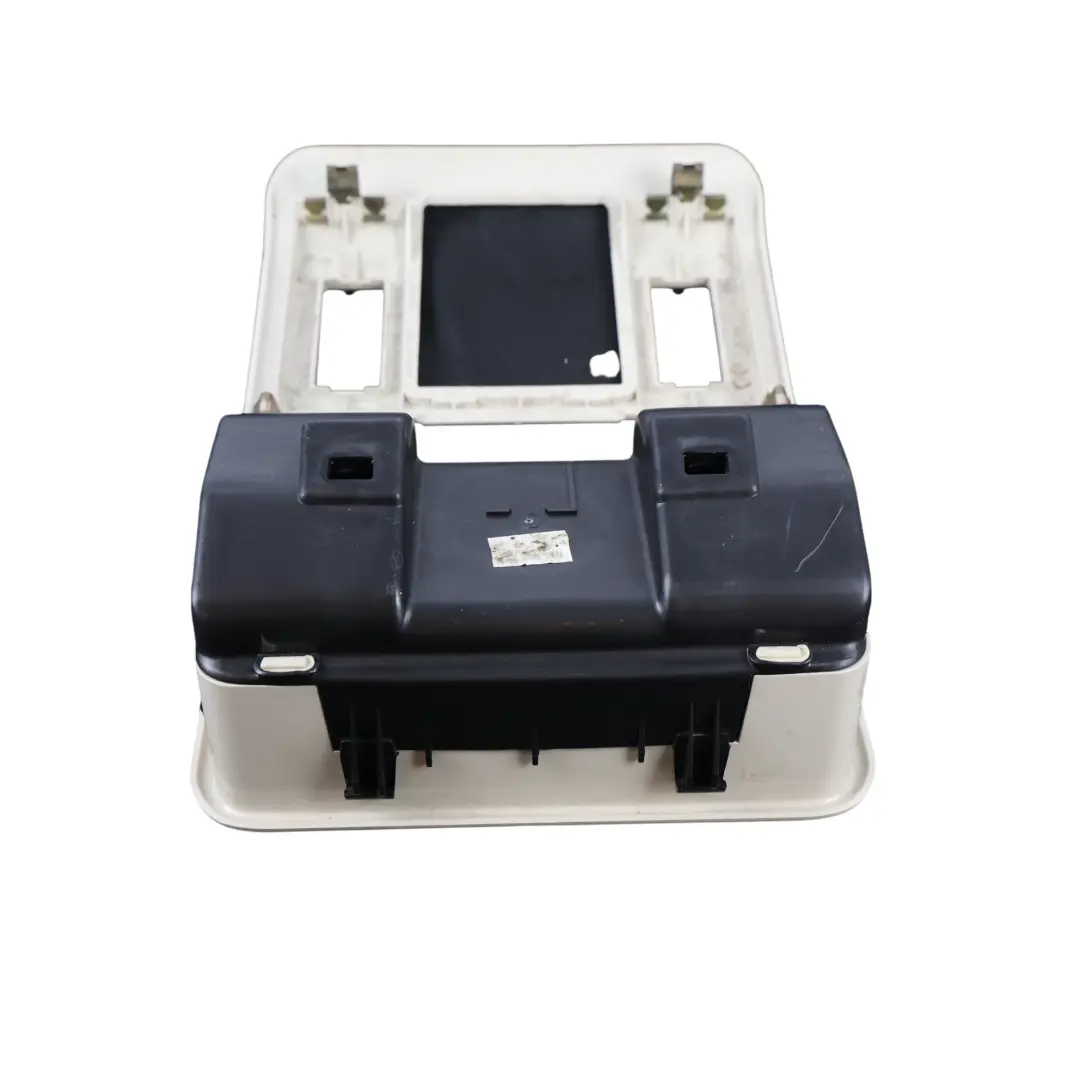 Luz Interior Lectura Cubierta Moldura para Land Rover Range Rover L322 con número de pieza FJV000220NUG Land Rover Range Rover L322 Luz Interior Lectura Cubierta Moldura - SKU FJV000220NUG-1 - Número de pieza FJV000220NUG