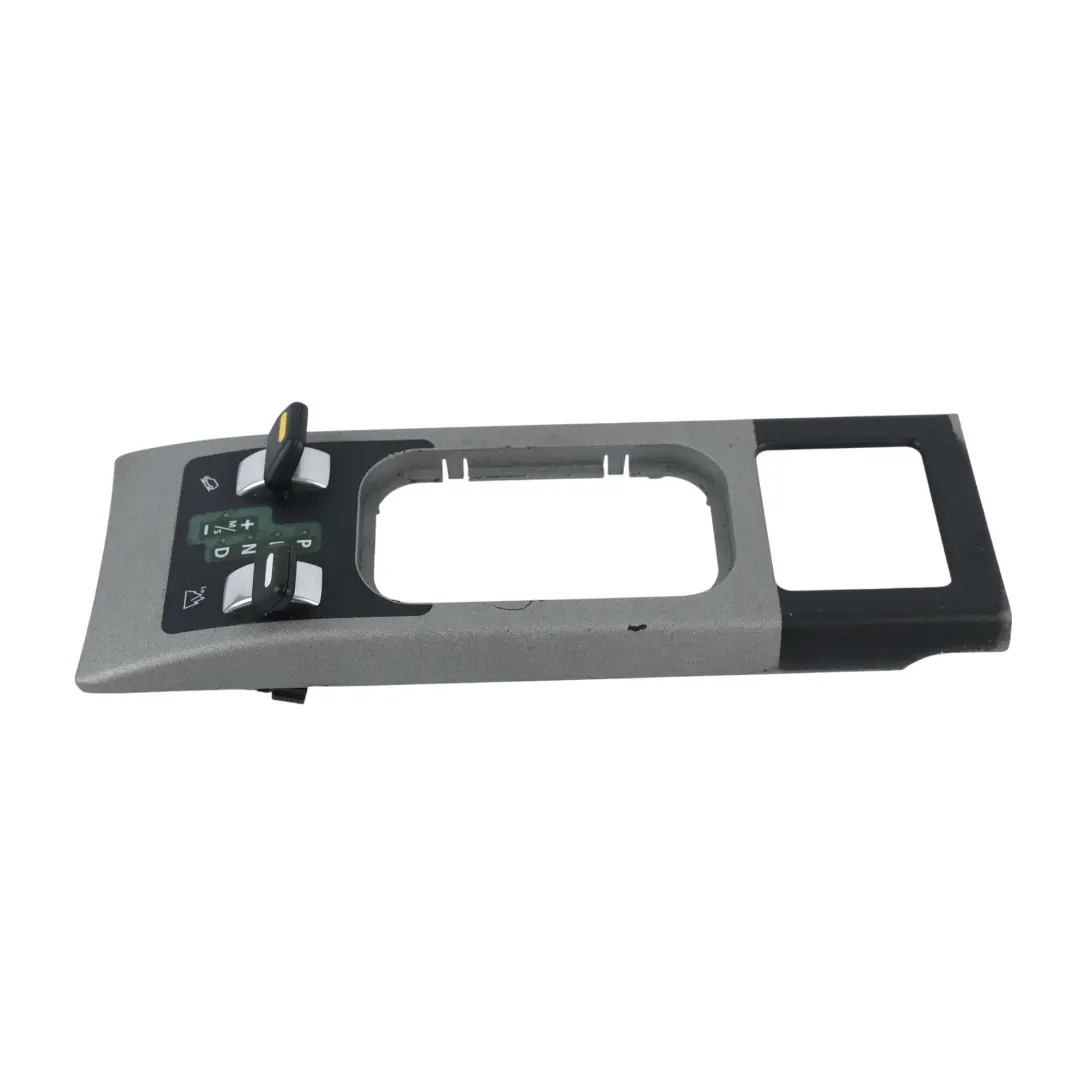High Low Range Hill Descent Switch Panel to Range Rover L322 with Part number FJV000254LYU Range Rover L322 High Low Range Hill Descent Switch Panel - SKU FJV000254LYU - Part number FJV000254LYU
