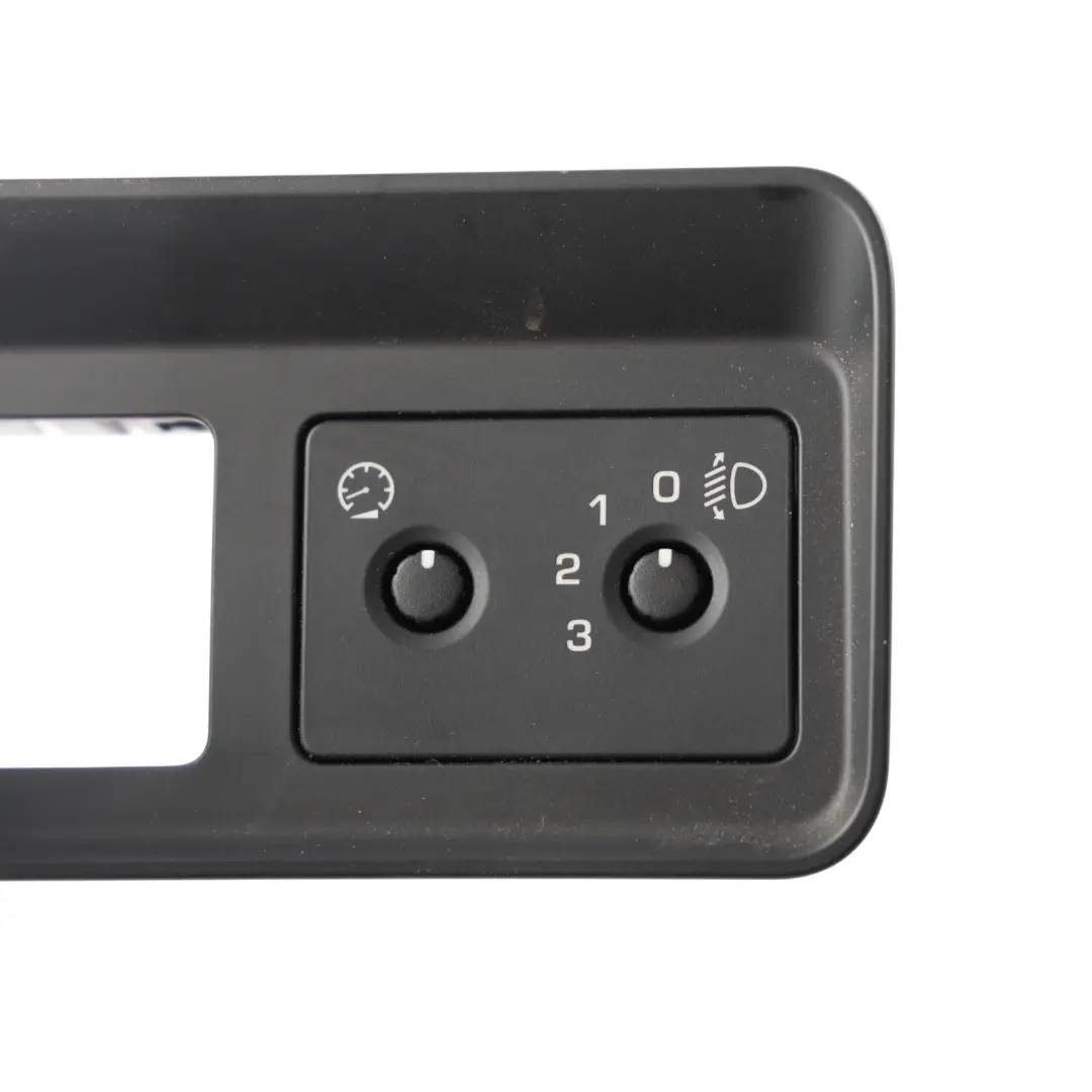 Przełącznik Regulacji Świateł do Land Rover Discovery Sport L550 o numerze FK72-11654-CC Land Rover Discovery Sport L550 Przełącznik Regulacji Świateł - SKU FK72-11654-CC - Numer Części FK72-11654-CC