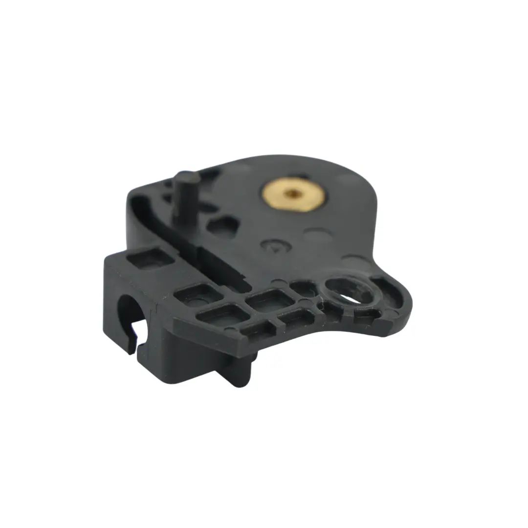 Hood Bonnet Cable Bracket to Land Rover Discovery 3 Range Rover L560 with Part number FSE500031 Land Rover Discovery 3 Range Rover L560 Hood Bonnet Cable Bracket - SKU FSE500031 - Part number FSE500031