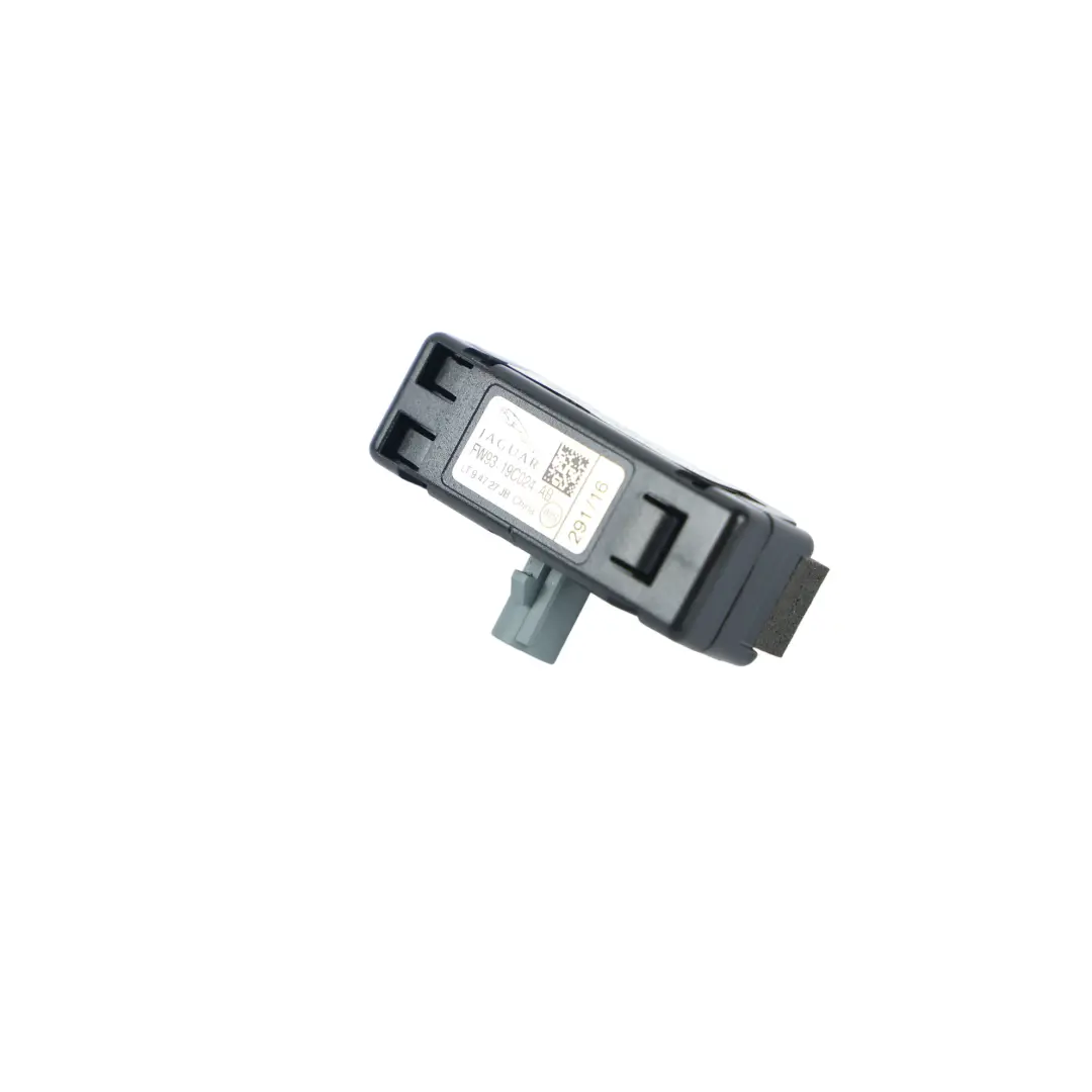Range Rover Sport L494 Bluetooth Antenna Amplifier Module - SKU FW93-19C024-AB - Part number FW93-19C024-AB