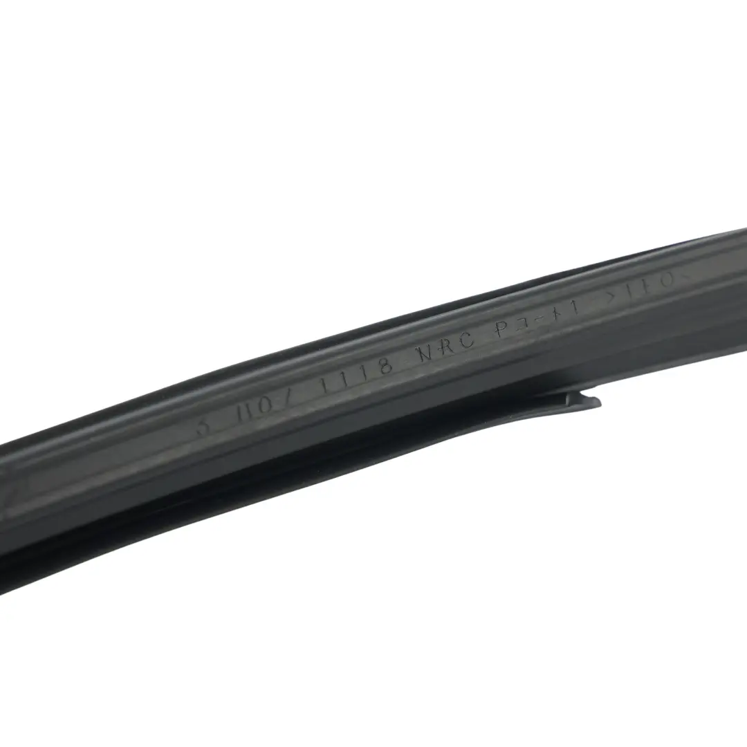 Guarnizione Canale Vetro Porta Anteriore Destra per Mazda 6 GJ con numero di parte GHP9-58-605D Mazda 6 GJ Guarnizione Canale Vetro Porta Anteriore Destra - SKU GHP9-58-605D - Numero di parte GHP9-58-605D