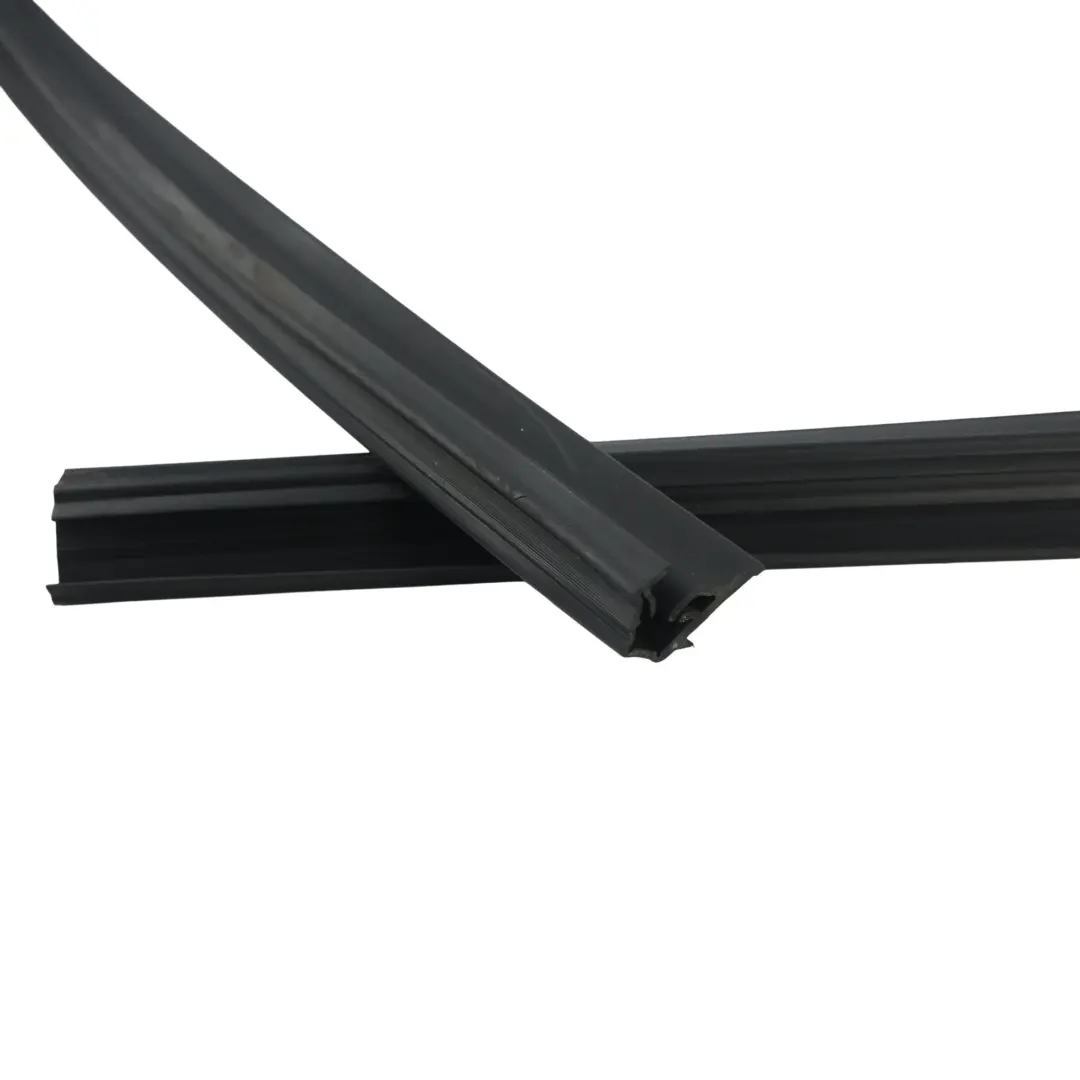 Joint Canal Vitre Porte Avant Droit pour Mazda 6 GJ à propos du numéro de pièce GHP9-58-605D Mazda 6 GJ Joint Canal Vitre Porte Avant Droit - SKU GHP9-58-605D - Numéro de pièce GHP9-58-605D