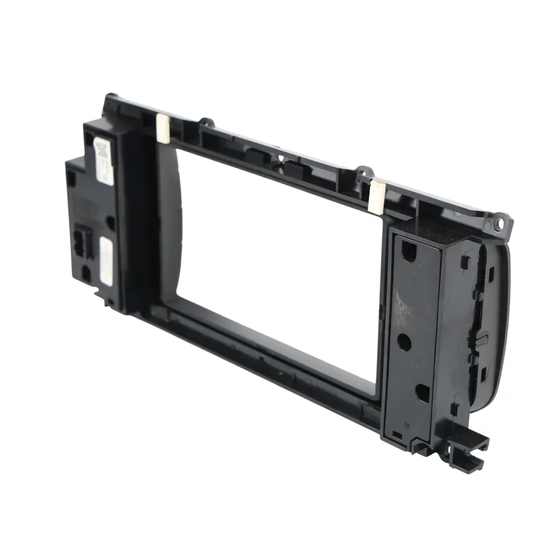 Range Rover Evoque L538 Garniture Écran Avec Interrupteurs - SKU GJ32-19F211-KB - Numéro de pièce GJ32-19F211-KB