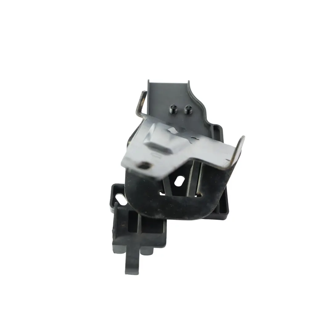 MK8 Staffa Connettore Scatola Fusibili Motore GK31-14A206-BD per Ford Transit con numero di parte 2070314 Ford Transit MK8 Staffa Connettore Scatola Fusibili Motore GK31-14A206-BD - SKU 2070314 - Numero di parte 2070314