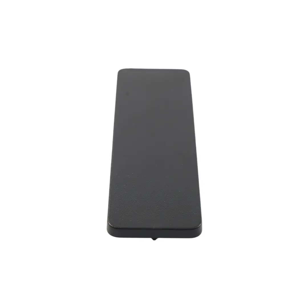Panel Inserto Consola Central Trasera para Range Rover Velar L560 con número de pieza GX73-67448-AA Range Rover Velar L560 Panel Inserto Consola Central Trasera - SKU GX73-67448-AA - Número de pieza GX73-67448-AA