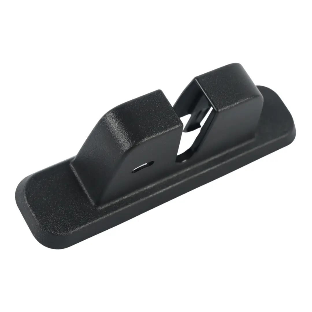 Tapa Cerradura Portón Trasero para Range Rover Evoque L551 con número de pieza HK83-46420-AA Range Rover Evoque L551 Tapa Cerradura Portón Trasero - SKU HK83-46420-AA - Número de pieza HK83-46420-AA