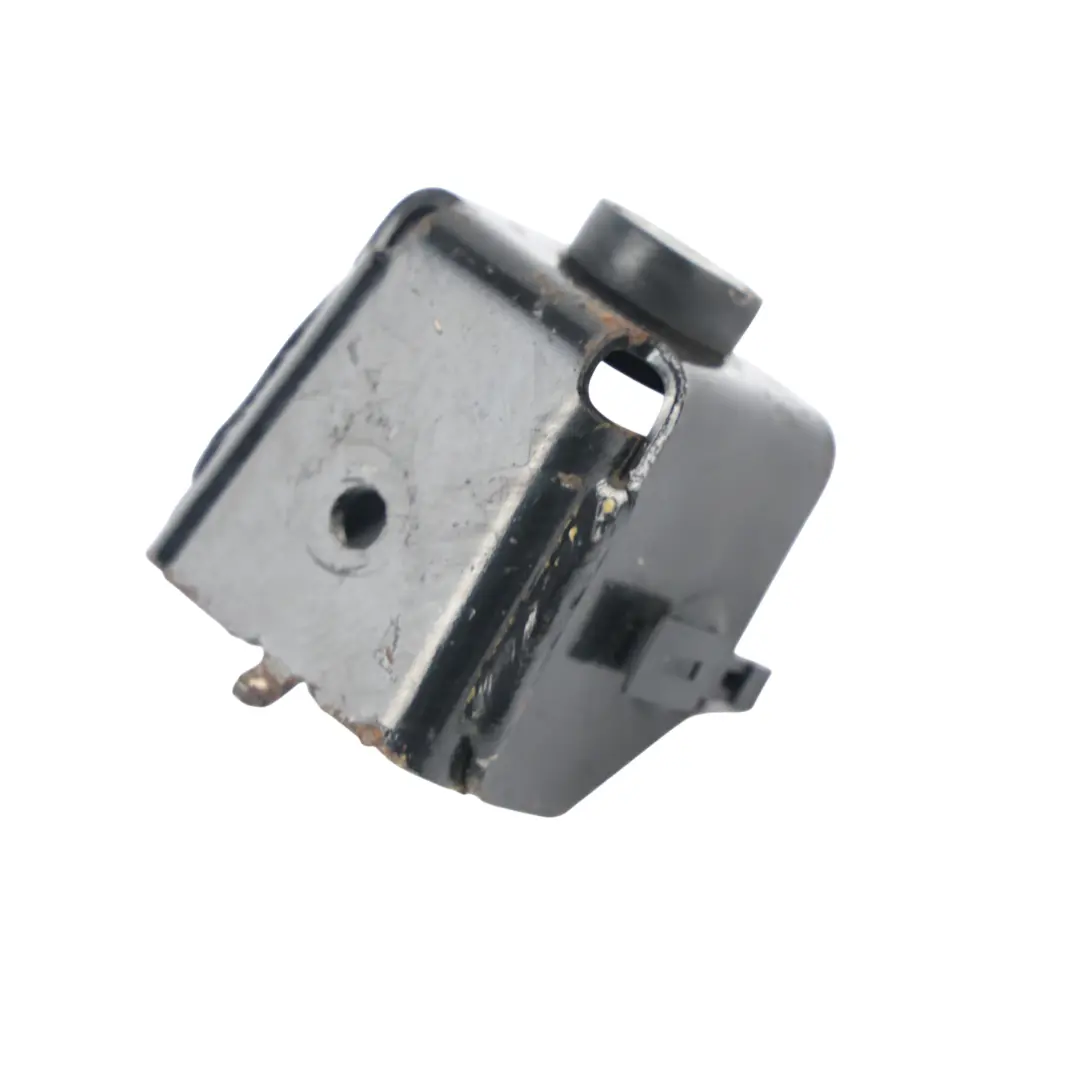 Land Rover Range Rover Velar L560 Support Fluide Échappement Droit - SKU HK83-9066-BC - Numéro de pièce HK83-9066-BC