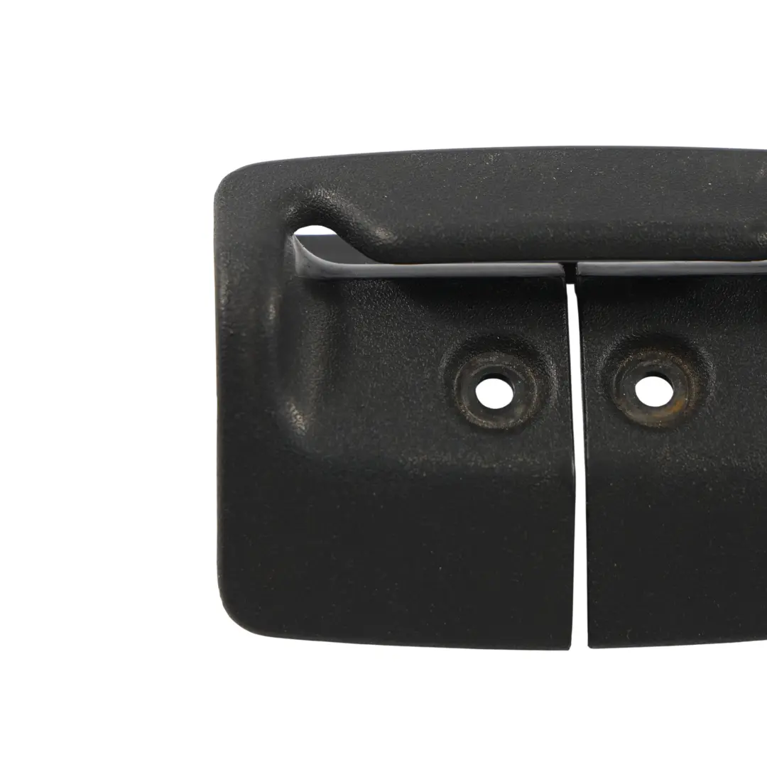 Guida Cintura Sicurezza Centrale Post per Land Rover Discovery 3 L319 con numero di parte HXM50011 Land Rover Discovery 3 L319 Guida Cintura Sicurezza Centrale Post - SKU HXM50011 - Numero di parte HXM50011