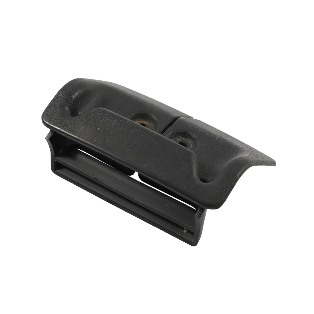 Land Rover Discovery 3 L319 Hinten Mitte Gurtführung Gummi - SKU HXM50011 - Teilenummer HXM50011