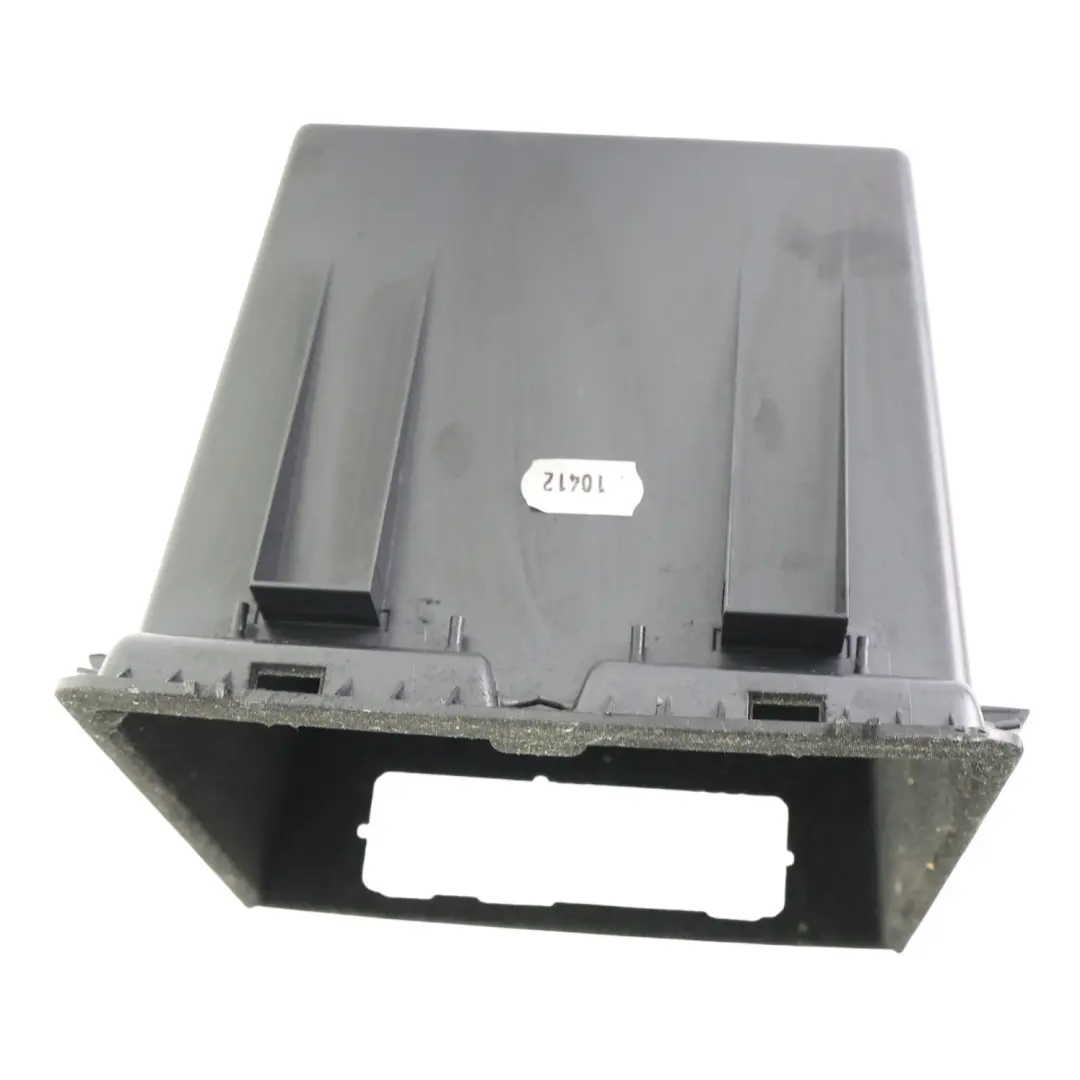 Copertura Vano Console Centrale per Range Rover Velar L560 con numero di parte J8A2-045J86-A Range Rover Velar L560 Copertura Vano Console Centrale - SKU J8A2-045J86-A - Numero di parte J8A2-045J86-A