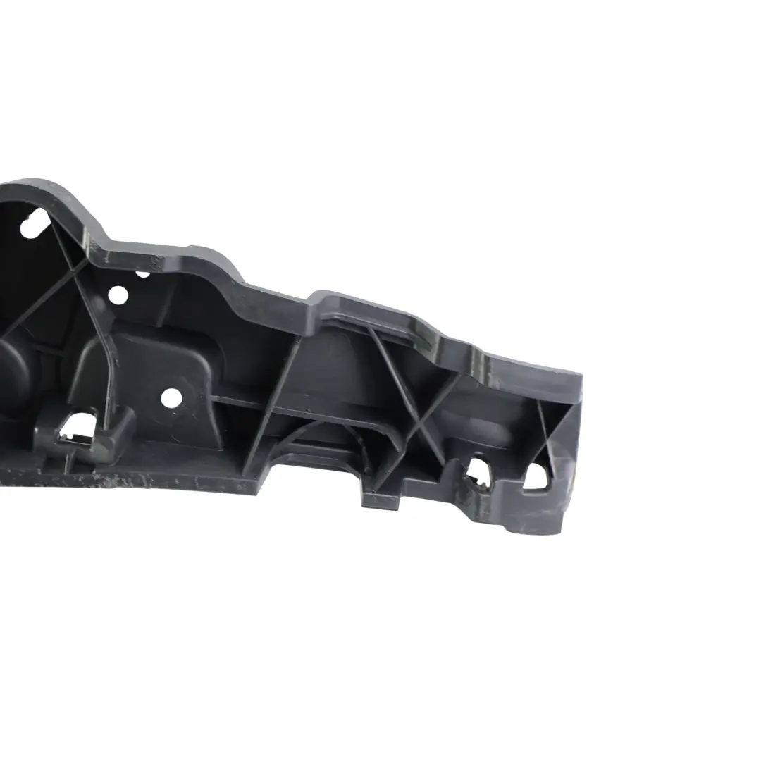 Range Rover Velar L560 Staffa Paraurti Posteriore Sinistro - SKU J8A2-17B931-AG - Numero di parte J8A2-17B931-AG