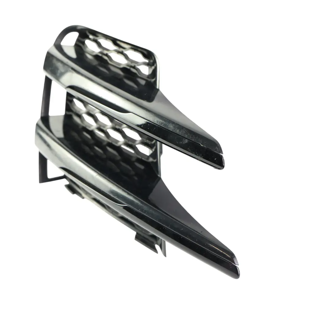 Griglia Paraurti Anteriore Inferiore Sinistra Grigio per Range Rover Velar L560 con numero di parte J8A2-17E852-AB Range Rover Velar L560 Griglia Paraurti Anteriore Inferiore Sinistra Grigio - SKU J8A2-17E852-AB-STO - Numero di parte J8A2-17E852-AB