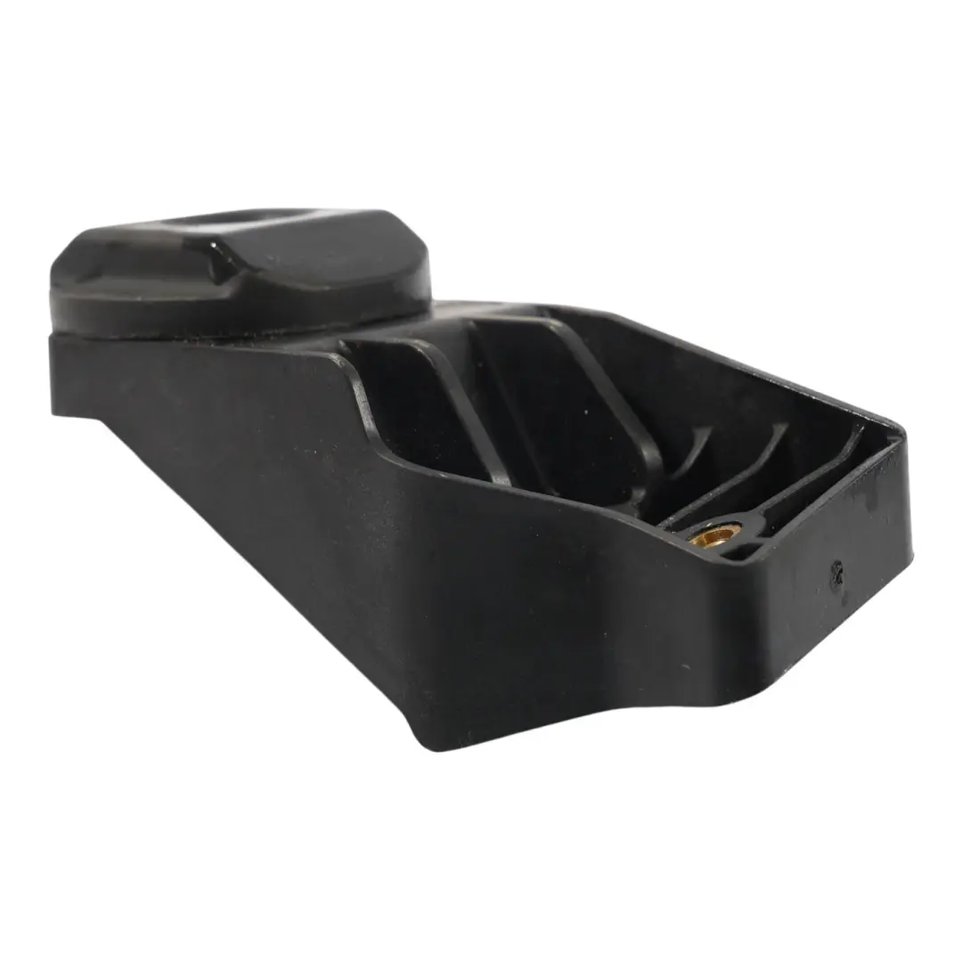 Support Fixation Radiateur Droit pour Range Rover Velar L560 à propos du numéro de pièce J8A2-8K337-AD Range Rover Velar L560 Support Fixation Radiateur Droit - SKU J8A2-8K337-AD - Numéro de pièce J8A2-8K337-AD