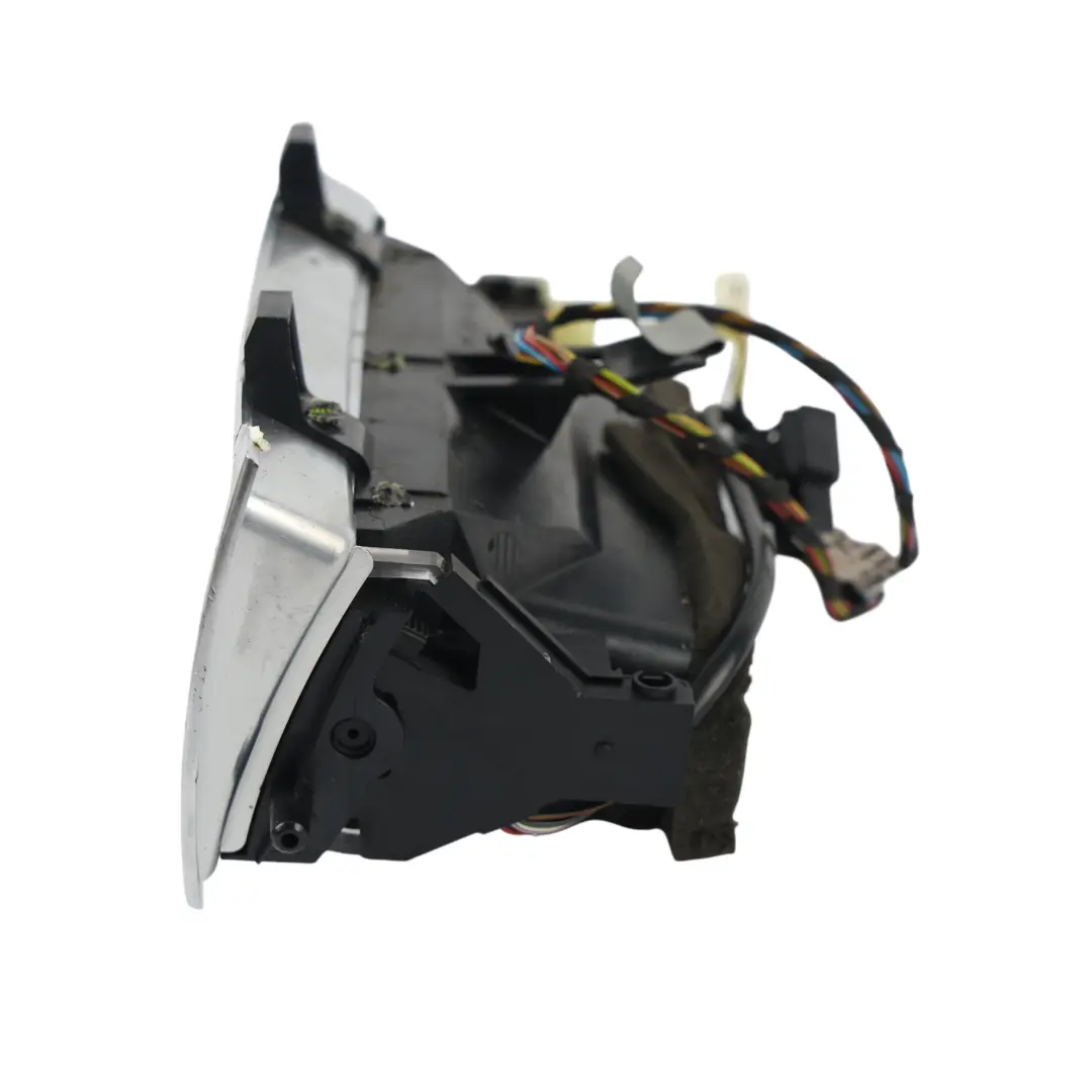 Mittelkonsole Hinten Doppel Luftdüse Gitter für Range Rover L322 mit Teilenummer JBD000041PUY Range Rover L322 Mittelkonsole Hinten Doppel Luftdüse Gitter - SKU JBD000041PUY - Teilenummer JBD000041PUY
