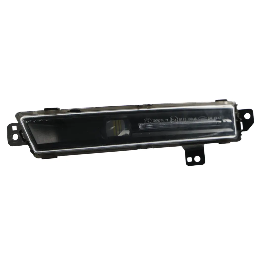 Faro Antiniebla LED Delantero Izquierdo para Range Rover Sport L494 con número de pieza JPLA-15201-AE Range Rover Sport L494 Faro Antiniebla LED Delantero Izquierdo - SKU JPLA-15201-AE - Número de pieza JPLA-15201-AE