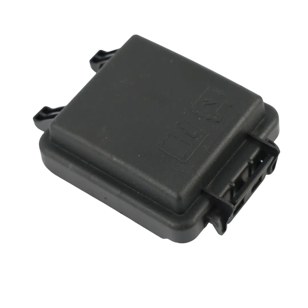 Land Range Rover Sport L320 Fuse Relay Box Cover Lid Panel - SKU K8D2-14A076-BC - Part number K8D2-14A076-BC
