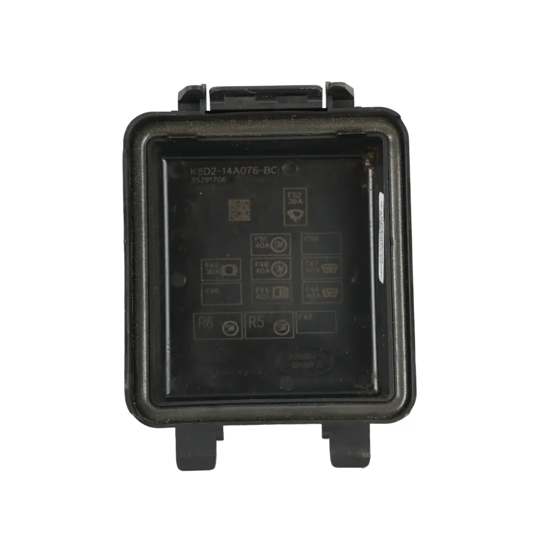 Sicherungskasten Deckel für Land Rover Range Rover Sport L320 mit Teilenummer K8D2-14A076-BC Land Rover Range Rover Sport L320 Sicherungskasten Deckel - SKU K8D2-14A076-BC - Teilenummer K8D2-14A076-BC