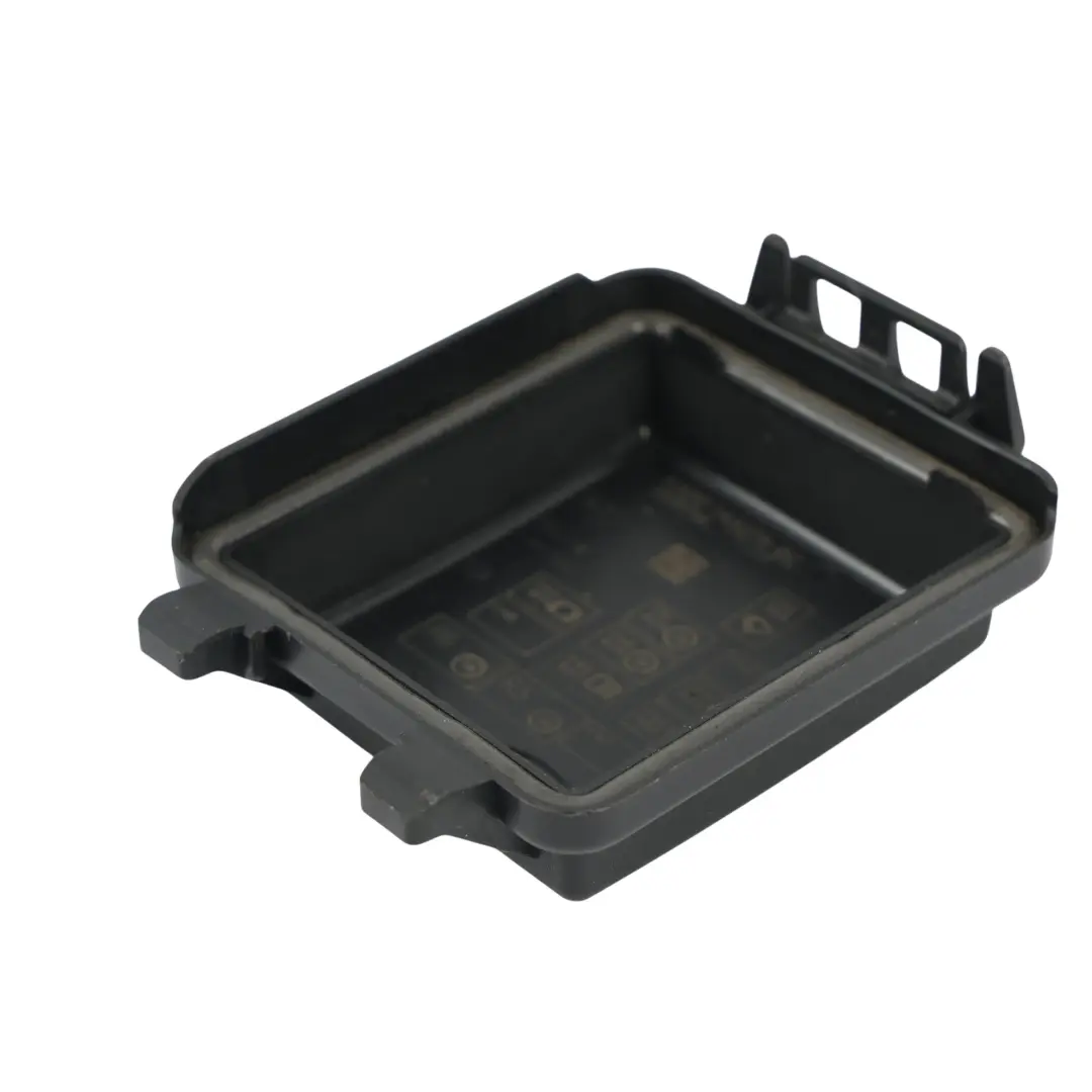 Land Rover Range Rover Sport L320 Pokrywa Skrzynki - SKU K8D2-14A076-BC - Numer Części K8D2-14A076-BC
