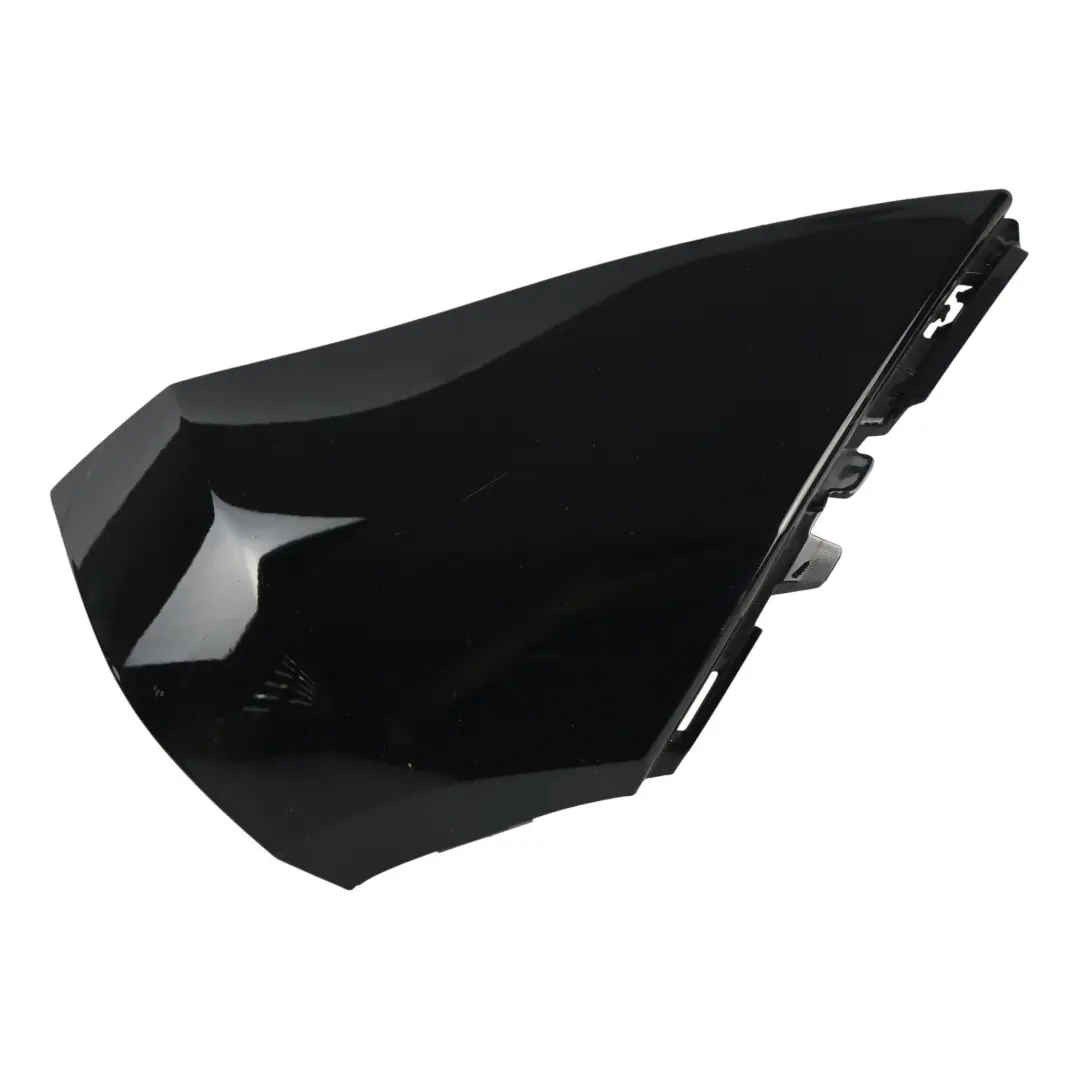 Bumper Corner Left N/S to Range Rover Evoque L551 Rear with Part number K8D2-17927-BB Range Rover Evoque L551 Rear Bumper Corner Left N/S - SKU K8D2-17927-BB - Part number K8D2-17927-BB