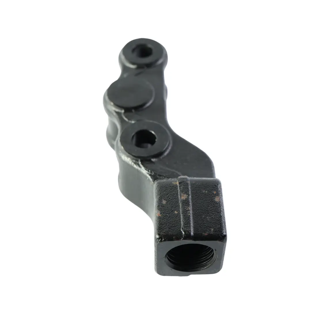 Range Rover Evoque L551 Support Crochet Remorquage Fixation - SKU K8D2-17K753-A - Numéro de pièce K8D2-17K753-A