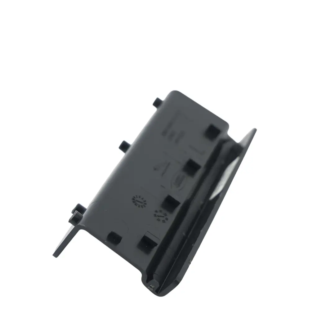 Range Rover Evoque L551 Poignée Hayon Garniture Gauche - SKU K8D2-434A43-A - Numéro de pièce K8D2-434A43-A