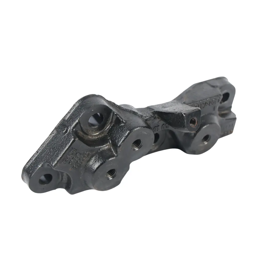 Mount Carrier Support to Land Rover Range Rover Evoque L551 Engine with Part number K8D2-7M125-CB Land Rover Range Rover Evoque L551 Engine Mount Carrier Support - SKU K8D2-7M125-CB - Part number K8D2-7M125-CB