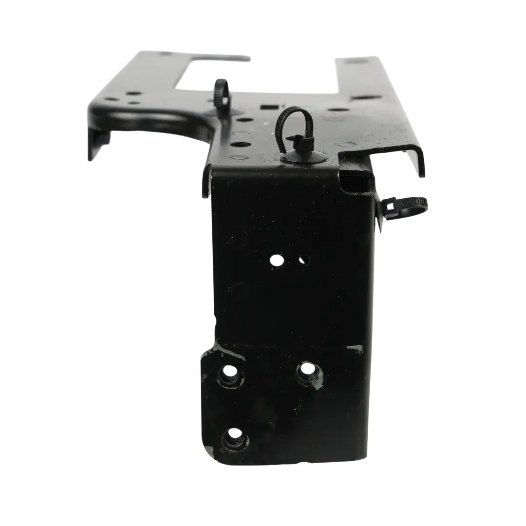 Kühler Halterung Halter Links für Range Rover Evoque L551 mit Teilenummer K8D2-8227-AD Range Rover Evoque L551 Kühler Halterung Halter Links - SKU K8D2-8227-AD - Teilenummer K8D2-8227-AD