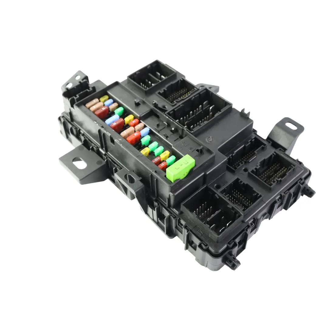 Mk8 Moduł BCM Skrzynka Bezpieczników do Ford Transit o numerze KK3T-15604-FAH Ford Transit Mk8 Moduł BCM Skrzynka Bezpieczników - SKU KK3T-15604-FAH - Numer Części KK3T-15604-FAH