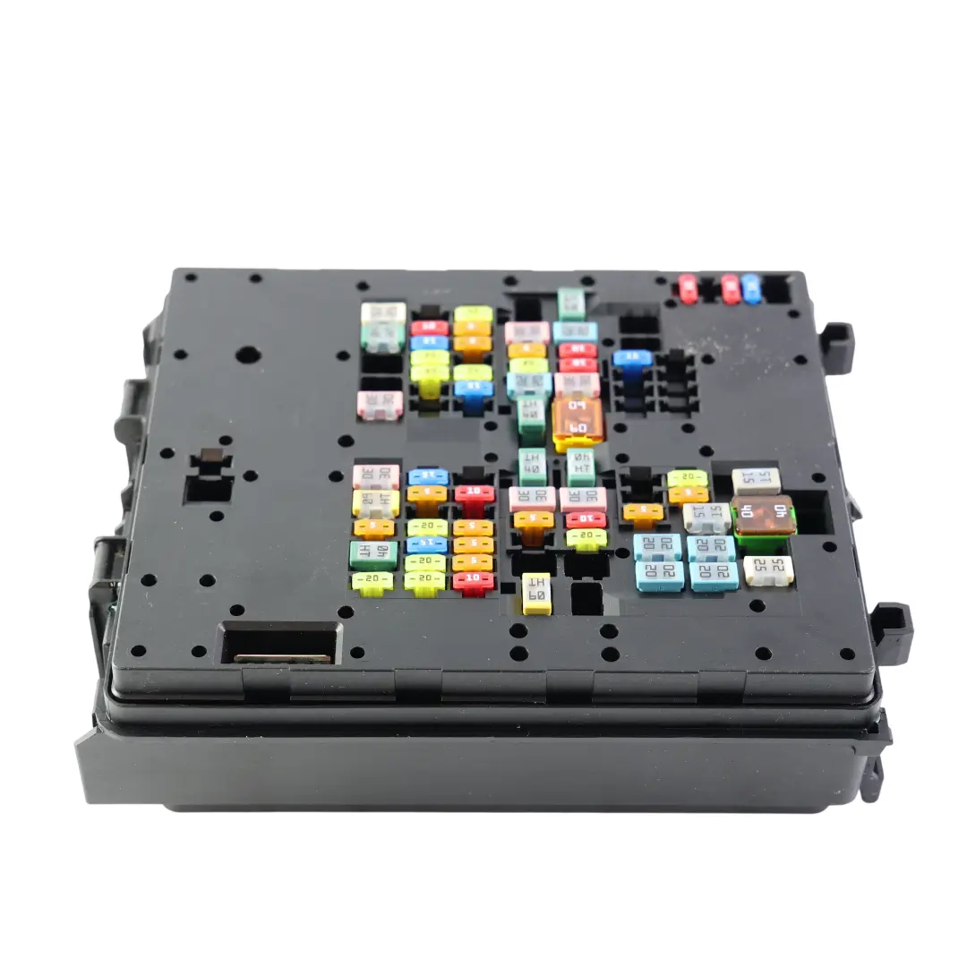 Ford Transit Connect MK2 Caja Fusibles Relés Motor 1.5 Diesel - SKU KT1T-14D068-DD-1 - Número de pieza KT1T-14D068-DD