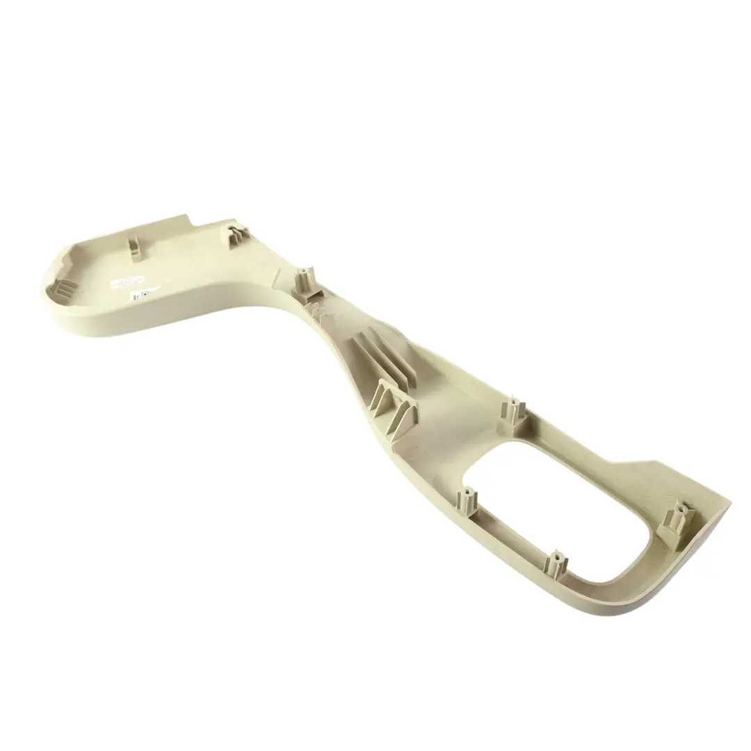 Trim Panel Cover Ivory Right O/S to Range Rover L405 Rear Seat with Part number L0311767 Range Rover L405 Rear Seat Trim Panel Cover Ivory Right O/S - SKU L0311767-1 - Part number L0311767