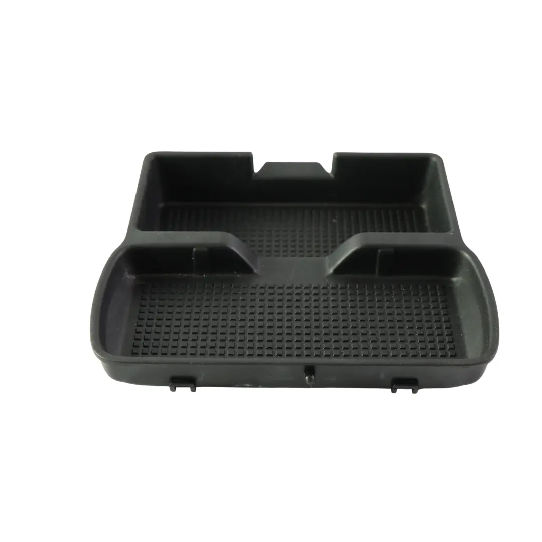 Wkładka Konsoli Środkowej Gumowa do Range Rover Vogue L405 o numerze L0382945 Range Rover Vogue L405 Wkładka Konsoli Środkowej Gumowa - SKU L0382945 - Numer Części L0382945