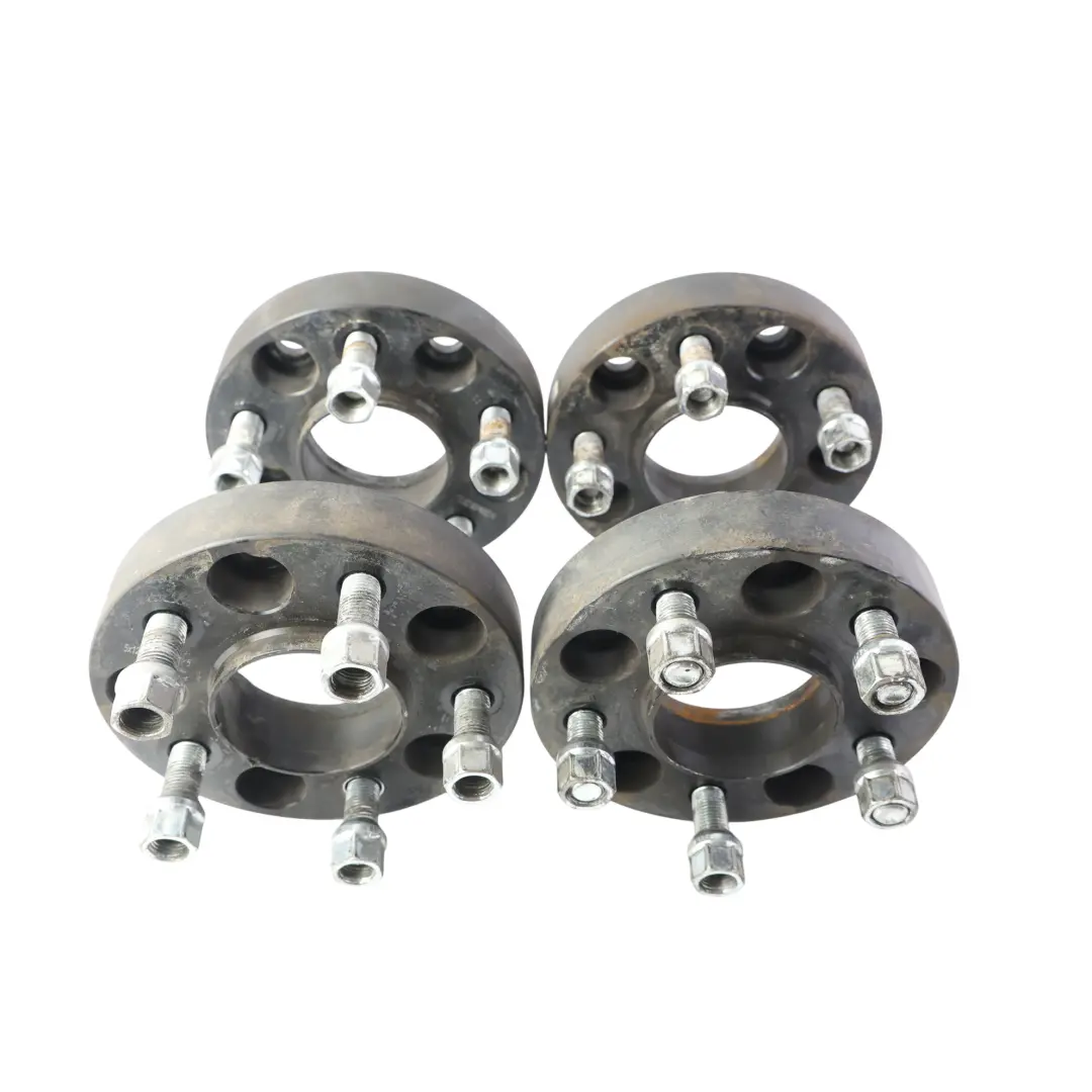 Dystanse Podkładki Centrujące Kół 5x120 CB-725 do Land Rover Discovery L319 o numerze LAND-ROVER-SPACER Land Rover Discovery L319 Dystanse Podkładki Centrujące Kół 5x120 CB-725 - SKU LAND-ROVER-SPACER - Numer Części LAND-ROVER-SPACER