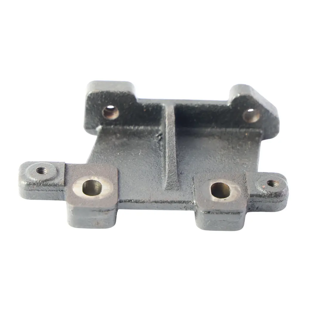 Land Rover L405 Soporte Montaje Tubo Escape AH40-5K229-EB - SKU LR022753 - Número de pieza LR022753
