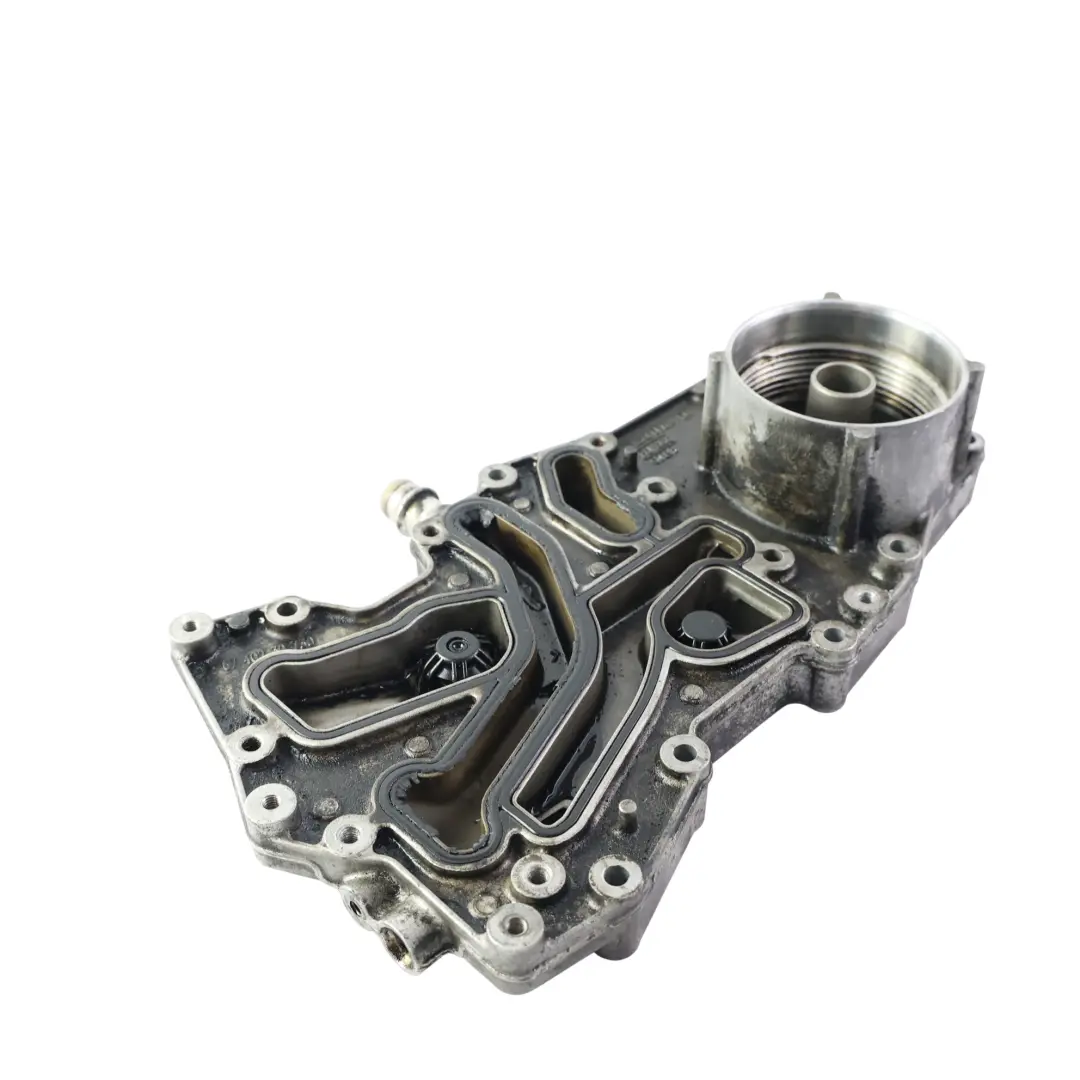 Radiatore Olio 4.4 TDV8 Diesel per Range Rover L322 L405 Sport con numero di parte LR022895 Range Rover L322 L405 Sport Radiatore Olio 4.4 TDV8 Diesel - SKU LR022895 - Numero di parte LR022895
