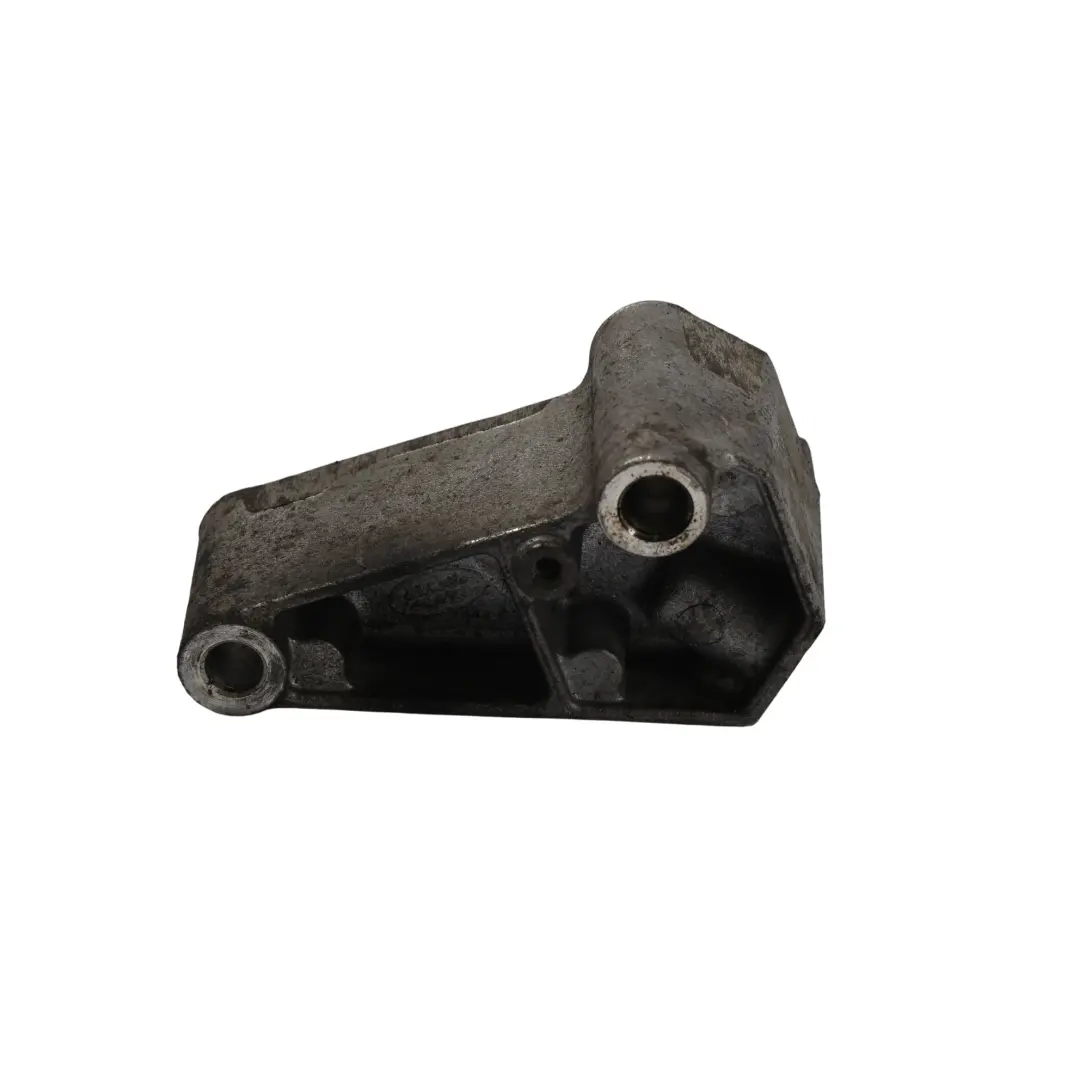 Wspornik Mocowanie Alternatora BH42-10239-BA do Land Rover Vogue L322 o numerze LR025823 Land Rover Vogue L322 Wspornik Mocowanie Alternatora BH42-10239-BA - SKU LR025823 - Numer Części LR025823