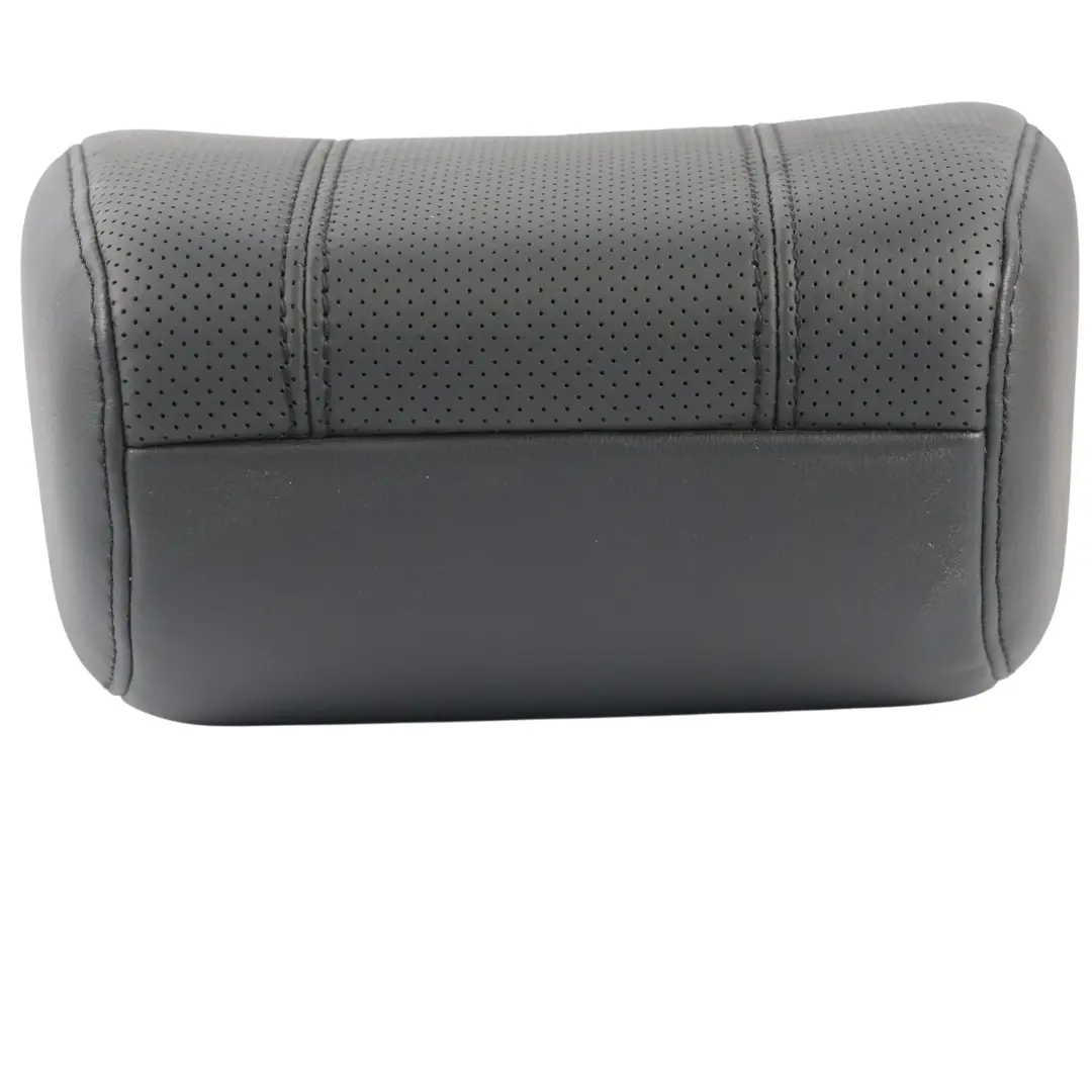 Reposacabezas Trasero Izq Der Cuero Negro DK62-501A02-DA para Range Rover L494 con número de pieza LR042677 Range Rover L494 Reposacabezas Trasero Izq Der Cuero Negro DK62-501A02-DA - SKU LR042677 - Número de pieza LR042677