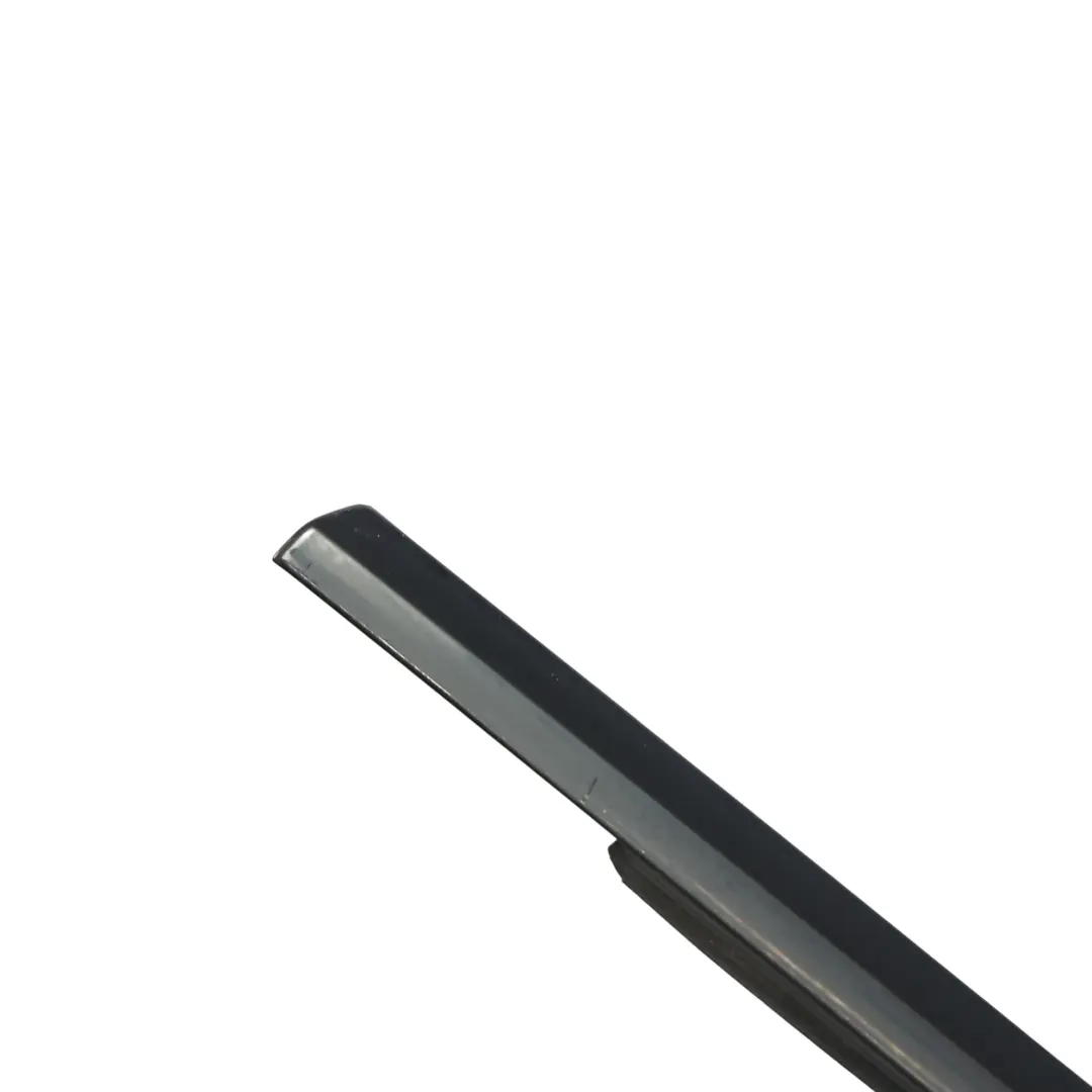 Joint Garniture Vitre Porte Avant Gauche DK62-21453-AA pour Range Rover Sport L494 à propos du numéro de pièce LR043751 Range Rover Sport L494 Joint Garniture Vitre Porte Avant Gauche DK62-21453-AA - SKU LR043751 - Numéro de pièce LR043751