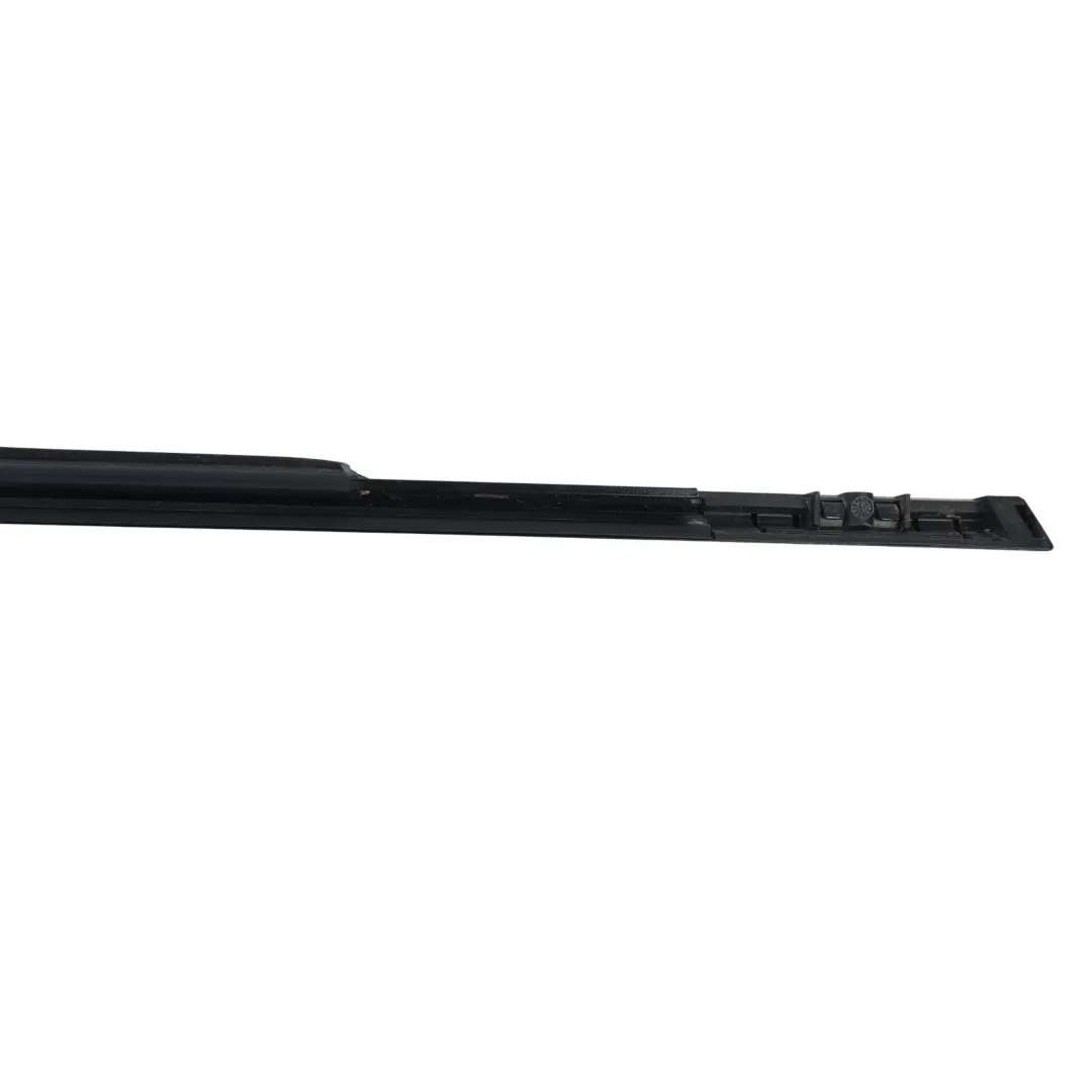 Door Window Trim Strip Seal Lower Right O/S DK62-25596-AA to Range Rover L494 Rear with Part number LR043787 Range Rover L494 Rear Door Window Trim Strip Seal Lower Right O/S DK62-25596-AA - SKU LR043787 - Part number LR043787
