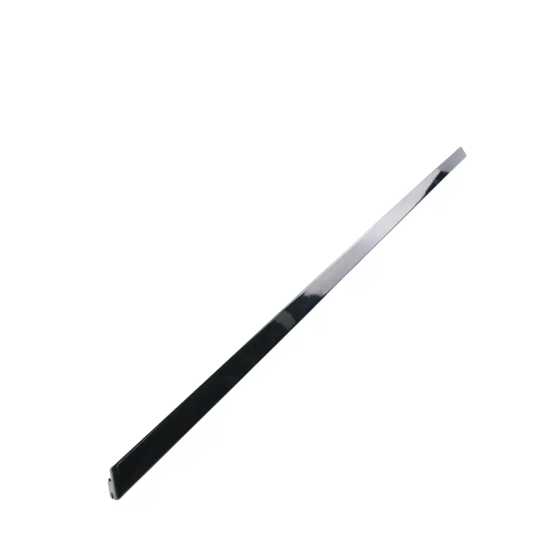 Tür Fenster Zierleiste Hinten Rechts für Range Rover Sport L494 mit Teilenummer LR043789 Range Rover Sport L494 Tür Fenster Zierleiste Hinten Rechts - SKU LR043789 - Teilenummer LR043789