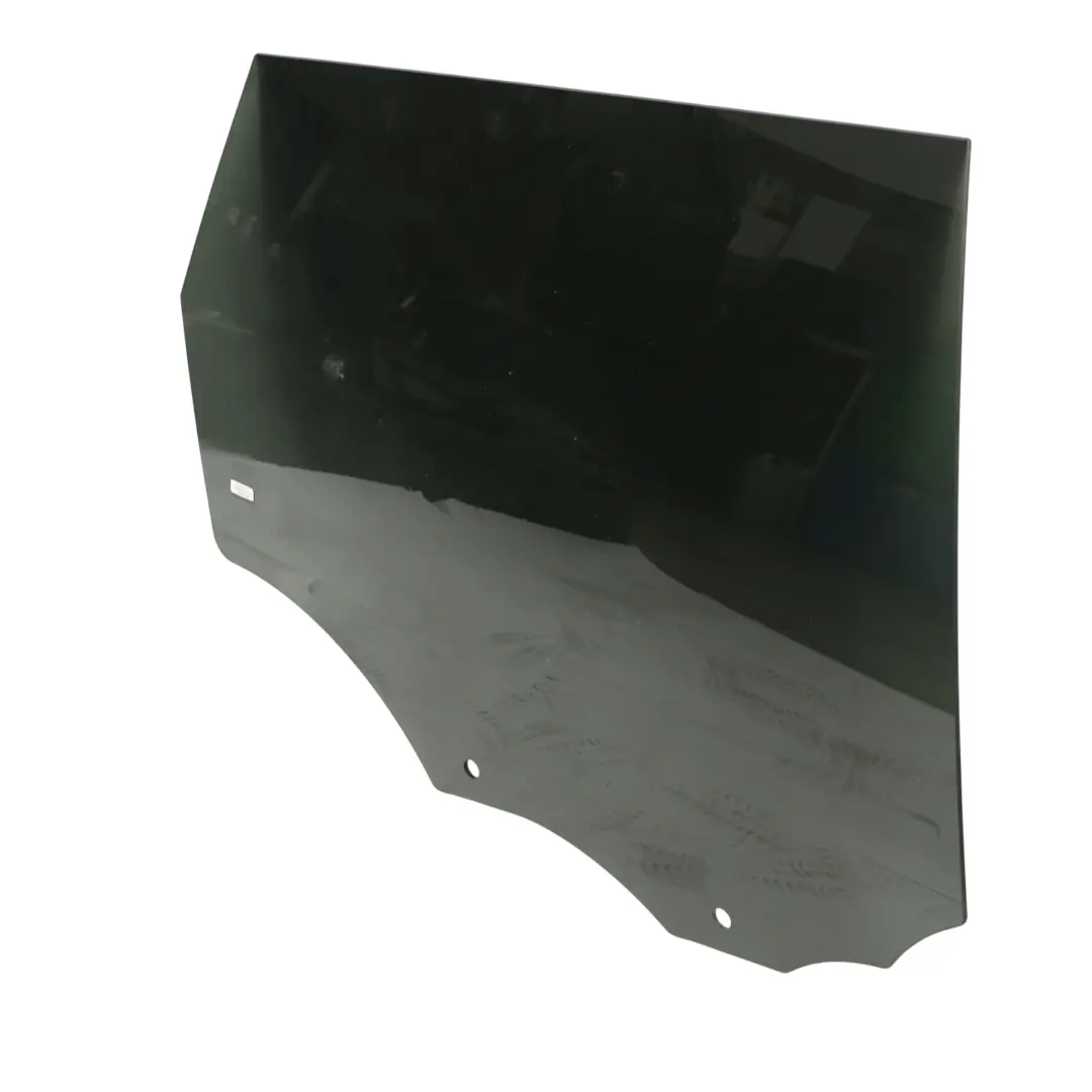 Vetro Finestrino Post Sinistro AS3 Oscurato per Range Rover Sport L494 con numero di parte LR043951 Range Rover Sport L494 Vetro Finestrino Post Sinistro AS3 Oscurato - SKU LR043951 - Numero di parte LR043951