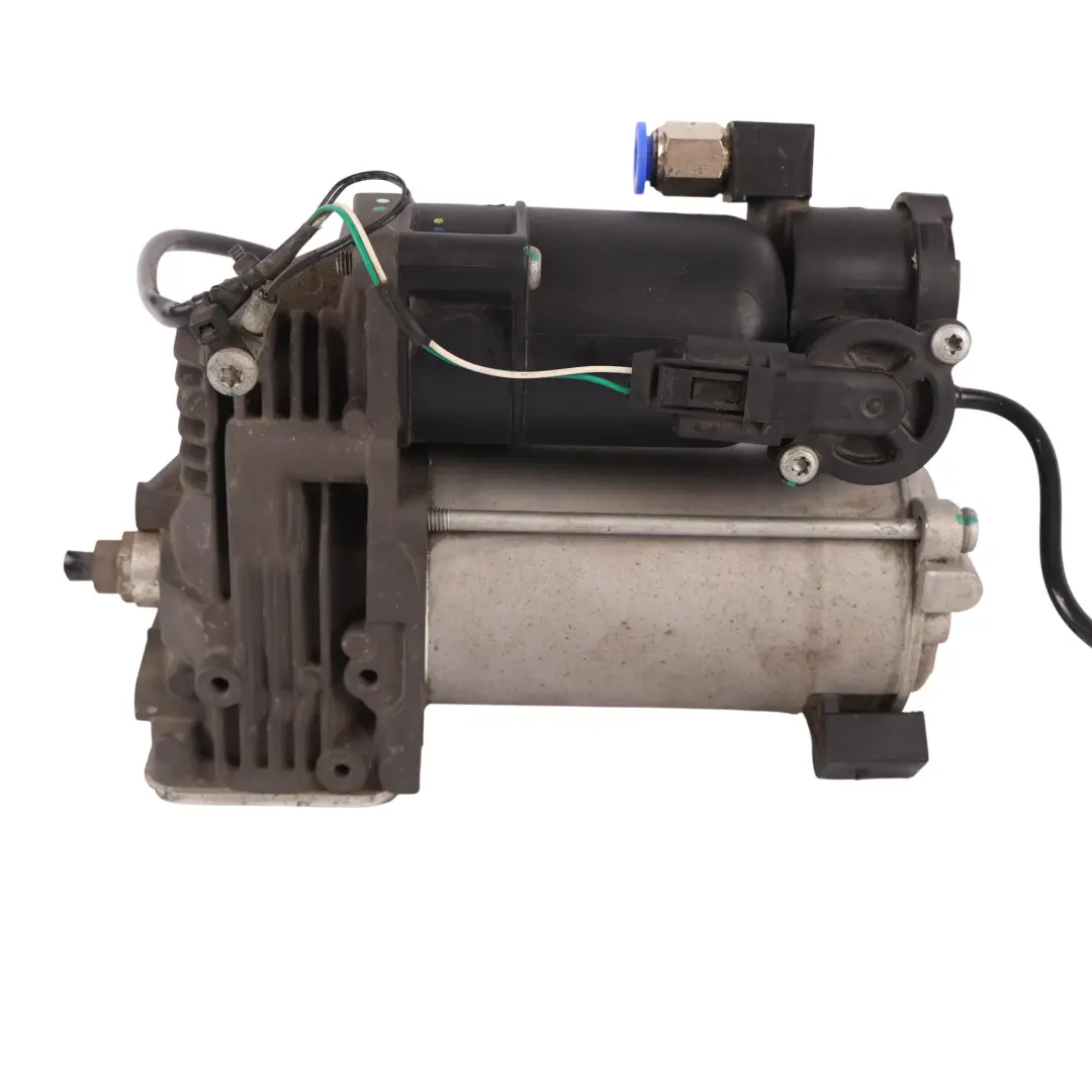 Suspension Leveling Compressor Pump to Land Rover Discovery 3 L319 Air with Part number LR044016 Land Rover Discovery 3 L319 Air Suspension Leveling Compressor Pump - SKU LR044016-3 - Part number LR044016