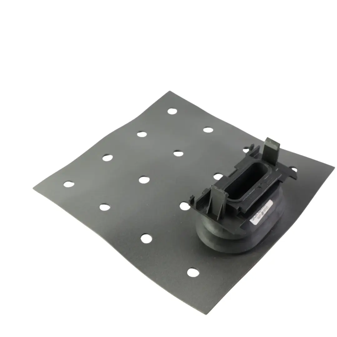 Tapis Plaque Dossier Siège Avant EJ32-611H12-AA pour Range Rover Evoque L551 à propos du numéro de pièce LR049608 Range Rover Evoque L551 Tapis Plaque Dossier Siège Avant EJ32-611H12-AA - SKU LR049608 - Numéro de pièce LR049608