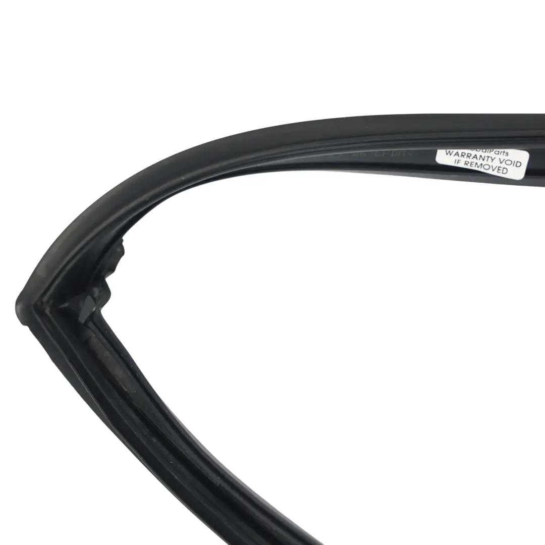 Guarnizione Porta Posteriore Destra BJ32-250A20-AD per Range Rover Evoque L551 con numero di parte LR052650 Range Rover Evoque L551 Guarnizione Porta Posteriore Destra BJ32-250A20-AD - SKU LR052650 - Numero di parte LR052650