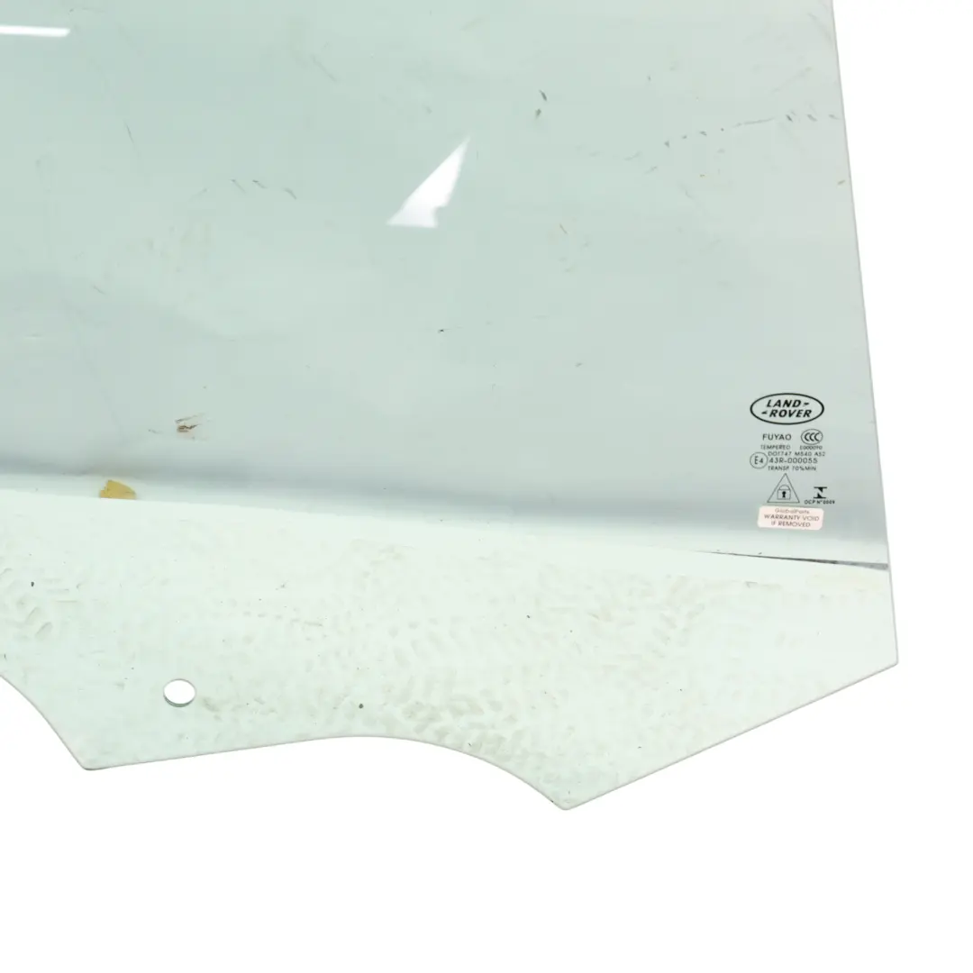 Cristal Ventana Puerta Trasera Derecha para Land Rover Discovery Sport L550 con número de pieza LR058833 Land Rover Discovery Sport L550 Cristal Ventana Puerta Trasera Derecha - SKU LR058833 - Número de pieza LR058833