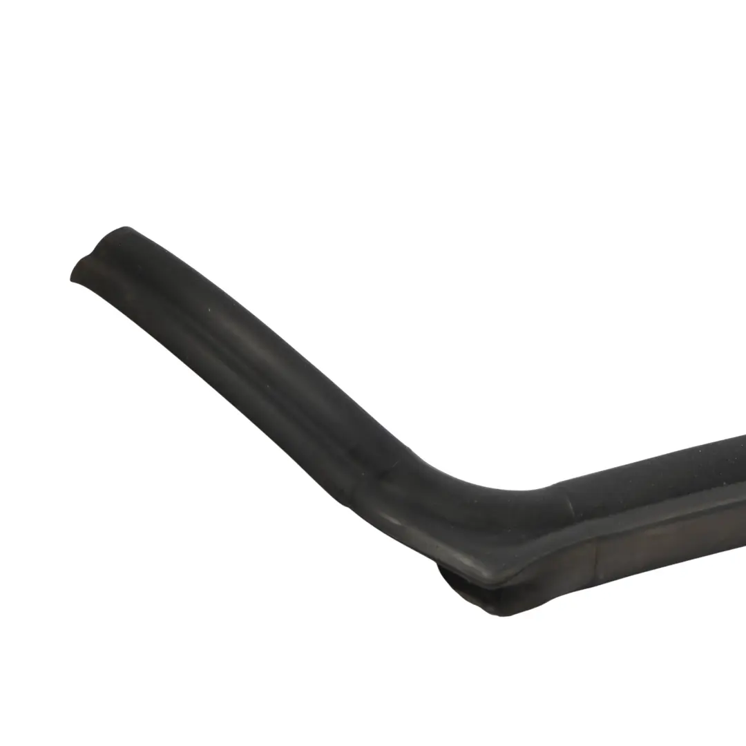 Range Rover L494 Door Seal Wheel Arch Gasket Rubber Rear Left N/S DX62-25385-A - SKU LR076569 - Part number LR076569