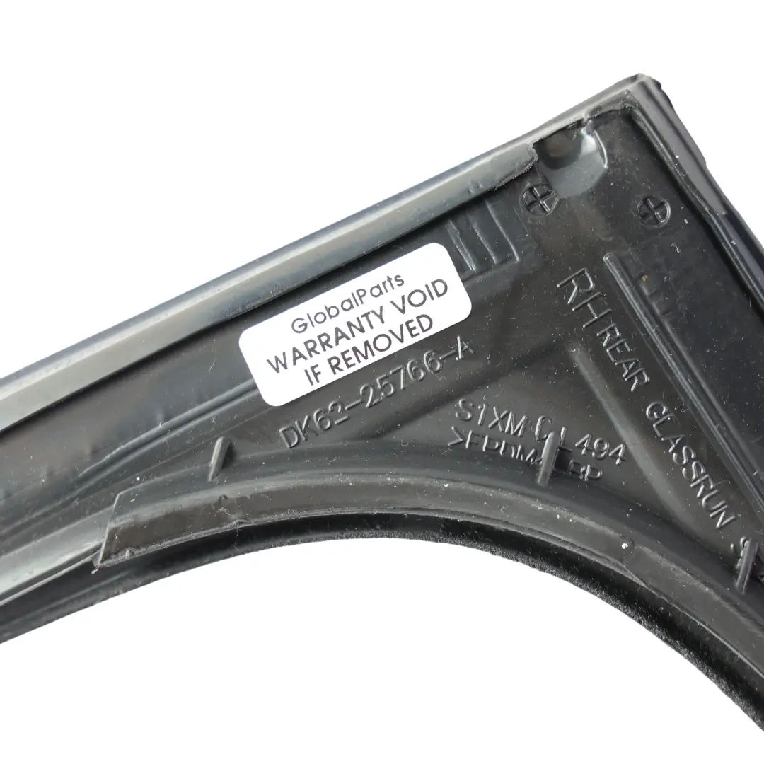 Door Window Seal Gasket Rear Right O/S to Range Rover Sport L494 with Part number LR084158 Range Rover Sport L494 Door Window Seal Gasket Rear Right O/S - SKU LR084158 - Part number LR084158