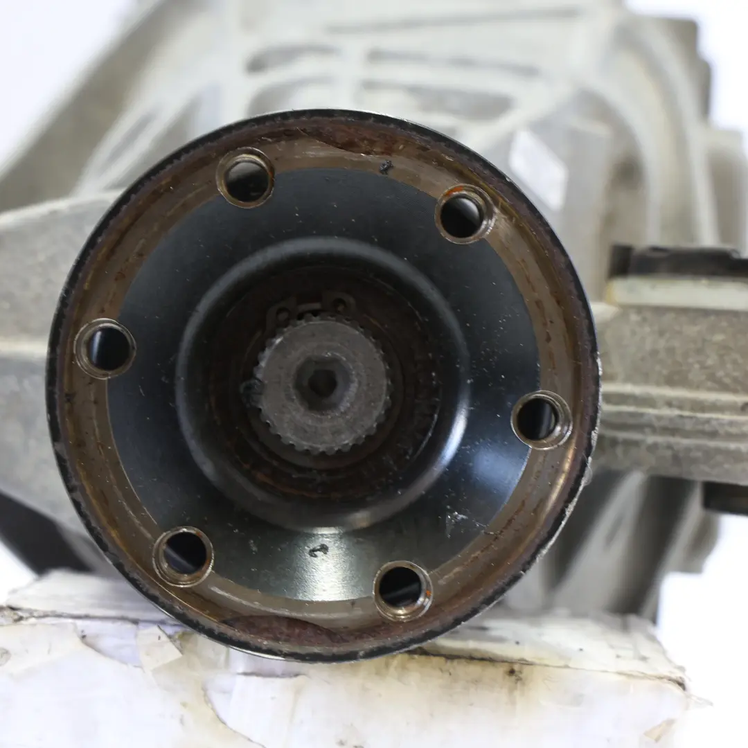 Differenziale Posteriore HK83-4A213-FE GARANZIA per Range Rover Velar L560 2.0 con numero di parte LR096010 Range Rover Velar L560 2.0 Differenziale Posteriore HK83-4A213-FE GARANZIA - SKU LR096010 - Numero di parte LR096010