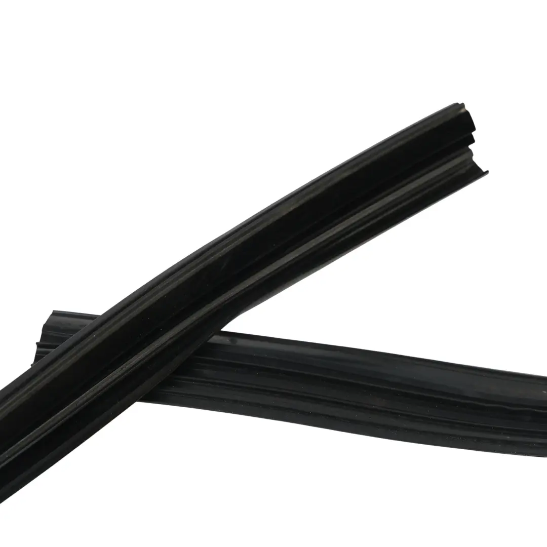Range Rover Evoque L551 Door Window Frame Seal Rear Right O/S K8D2-21596-AC - SKU LR114322 - Part number LR114322
