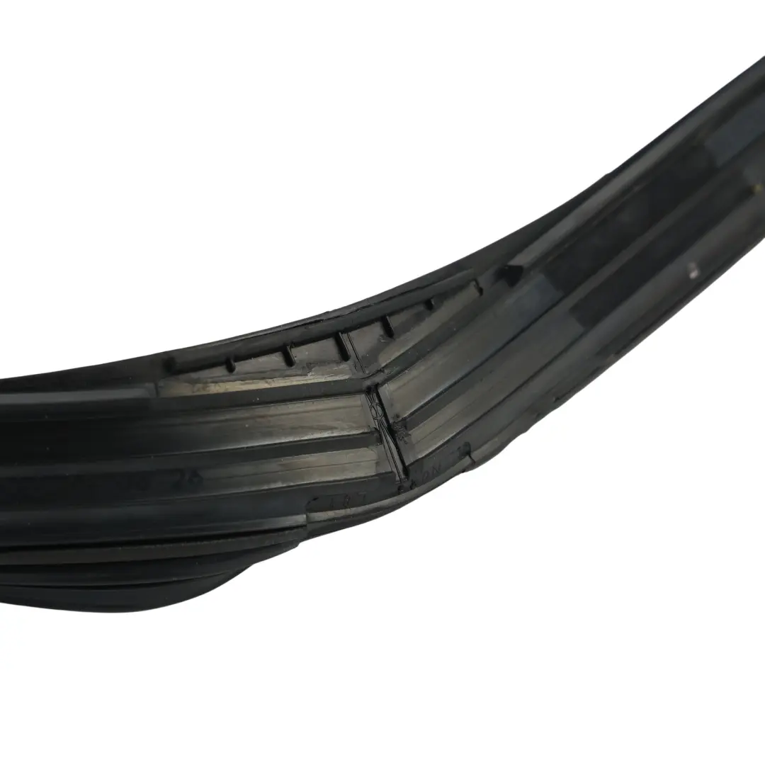 Range Rover Evoque L551 Joint Cadre Vitre Porte Arrière Gauche K8D2-21596-AC - SKU LR114323 - Numéro de pièce LR114323